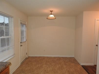 1357 Macedonia Dr Property Photo 4