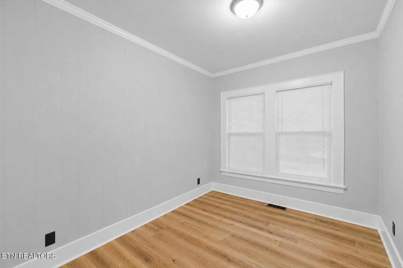 1519 W Madison Ave Property Photo 16
