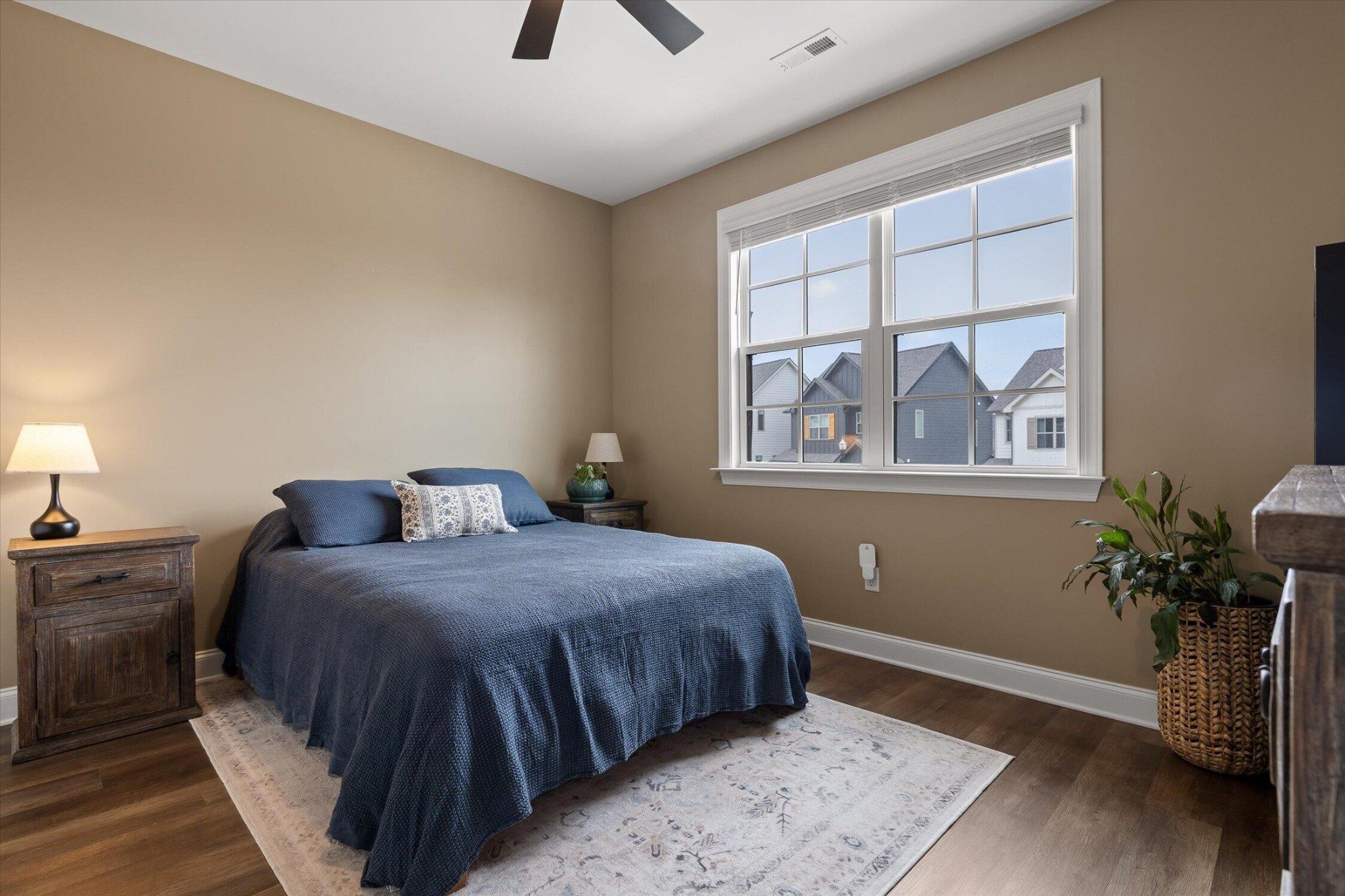 993 Cityscape View Property Photo 47