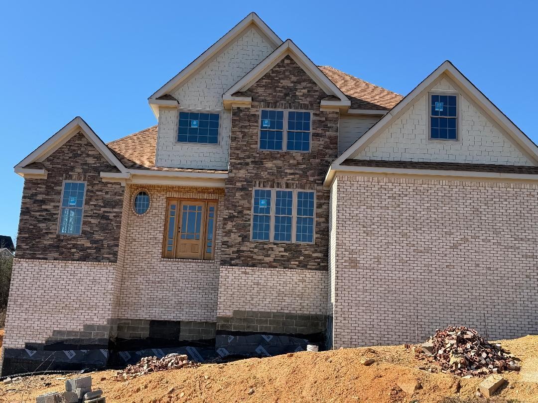 2011 Pearl Drive, SW