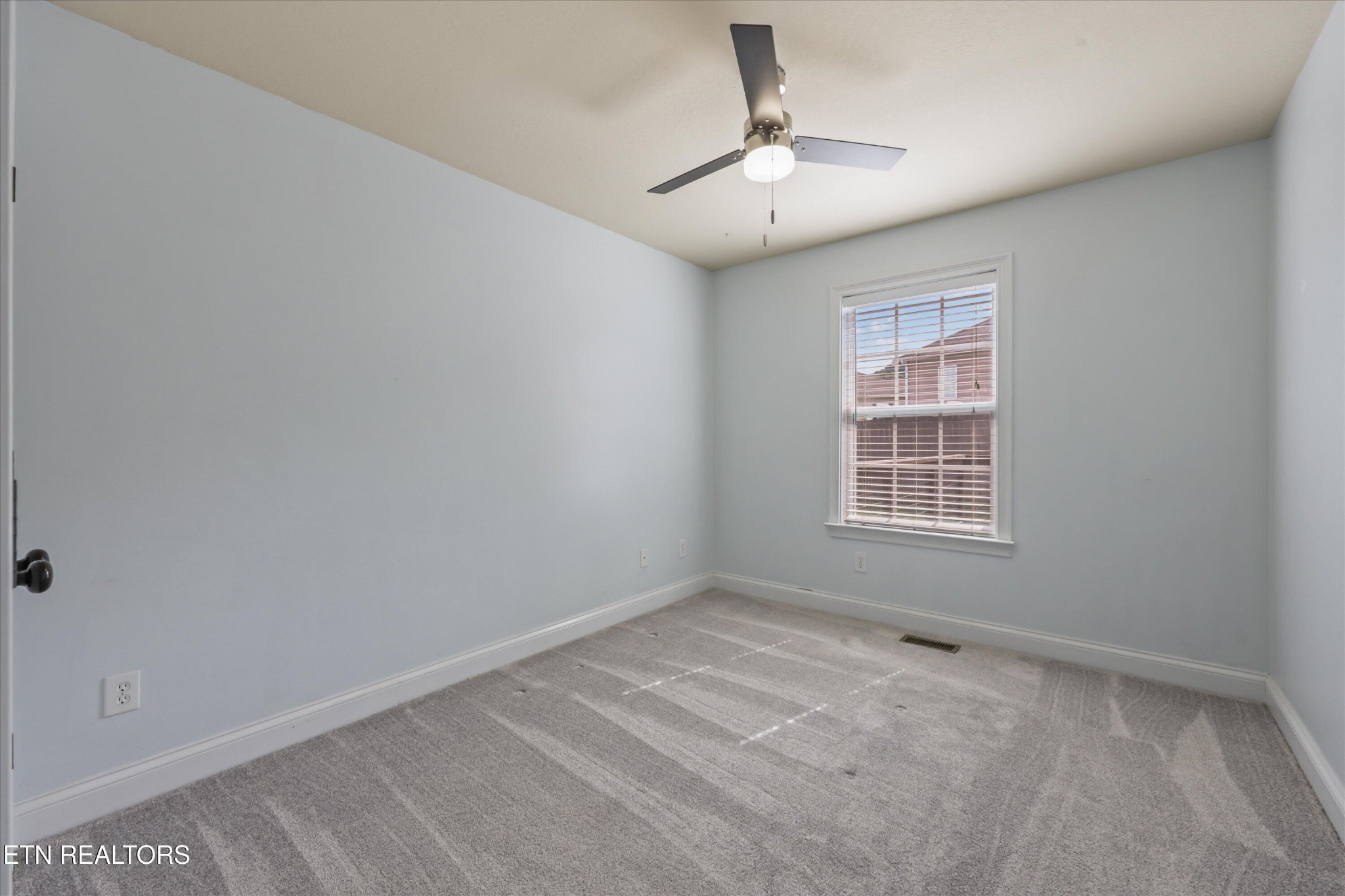 118 Cornerstone Circle Property Photo 11
