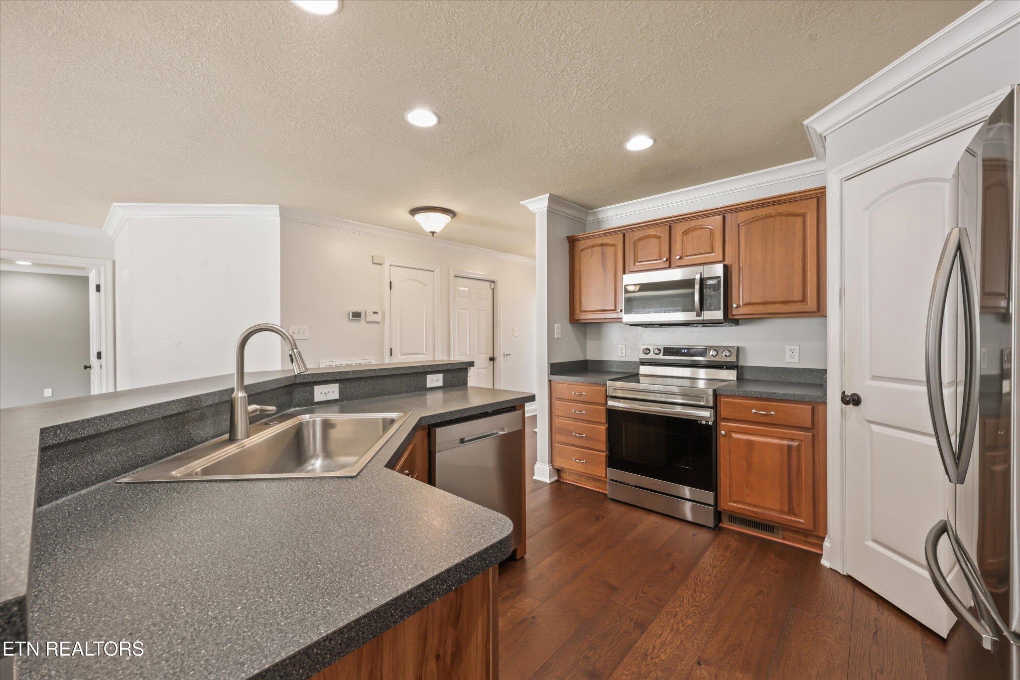 118 Cornerstone Circle Property Photo 12