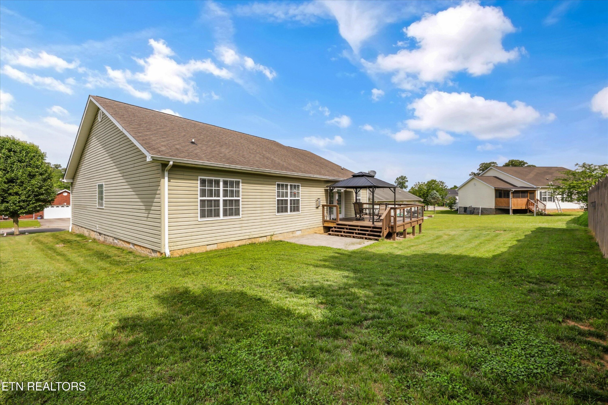 118 Cornerstone Circle Property Photo 33