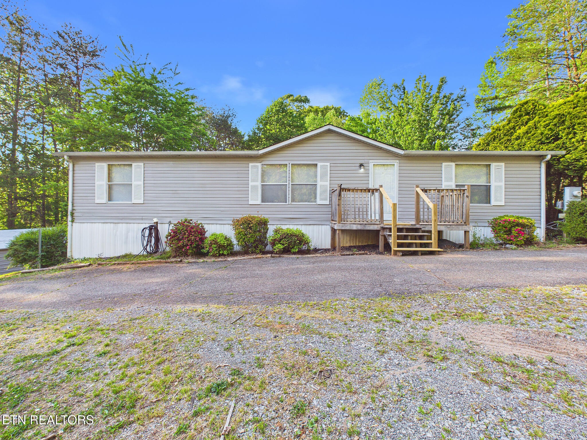 43 Glenn Drive Property Photo 1