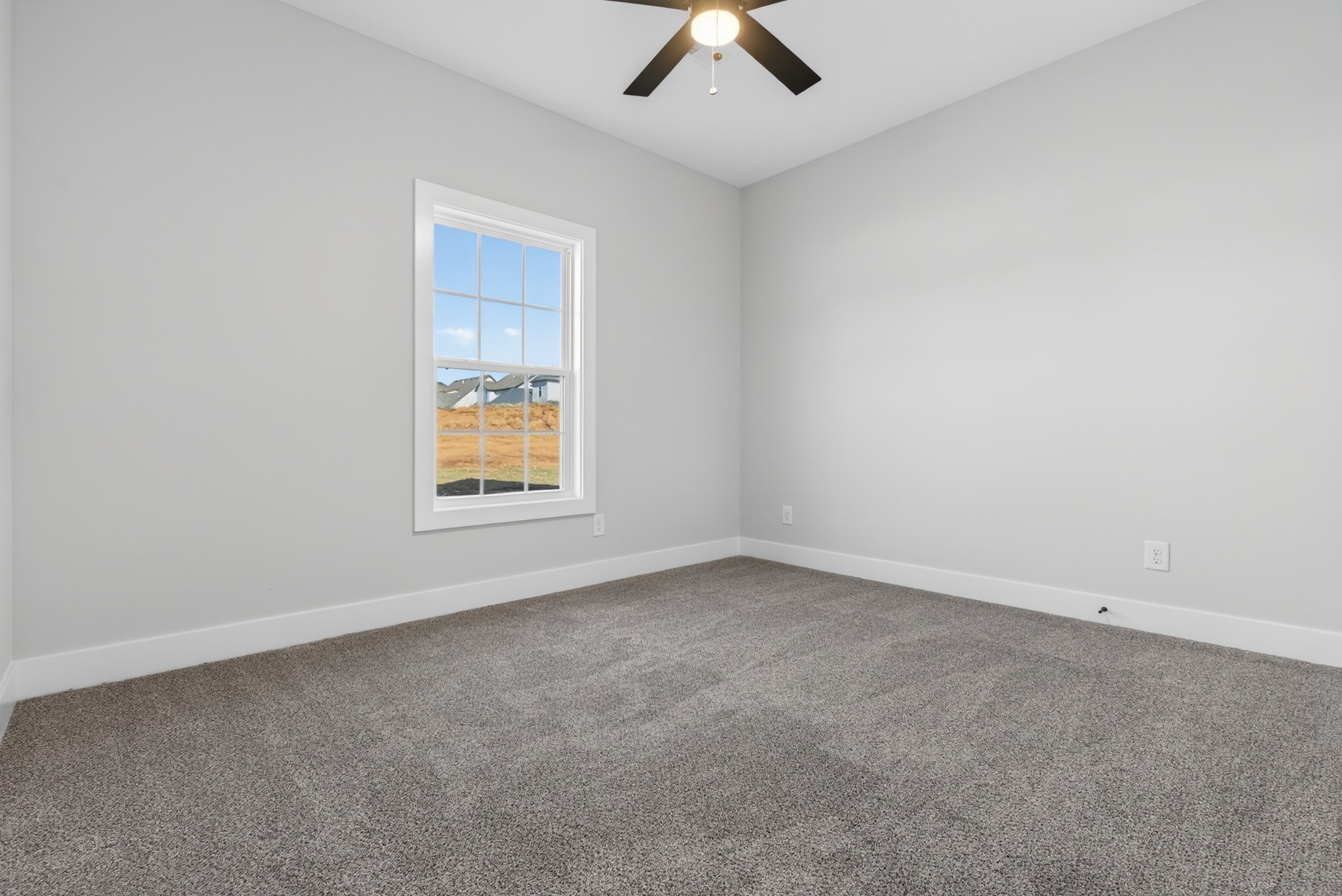 622 Woodrush Dr Property Photo 31