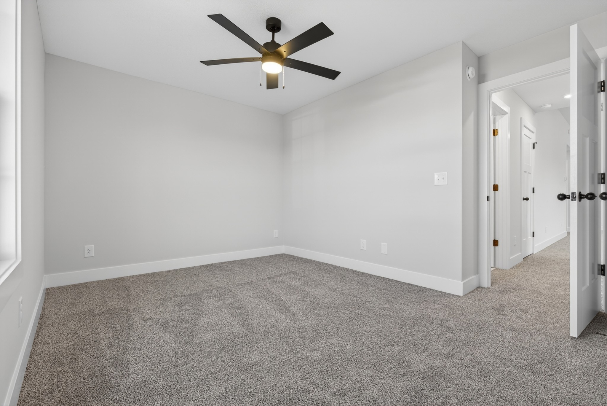 622 Woodrush Dr Property Photo 45