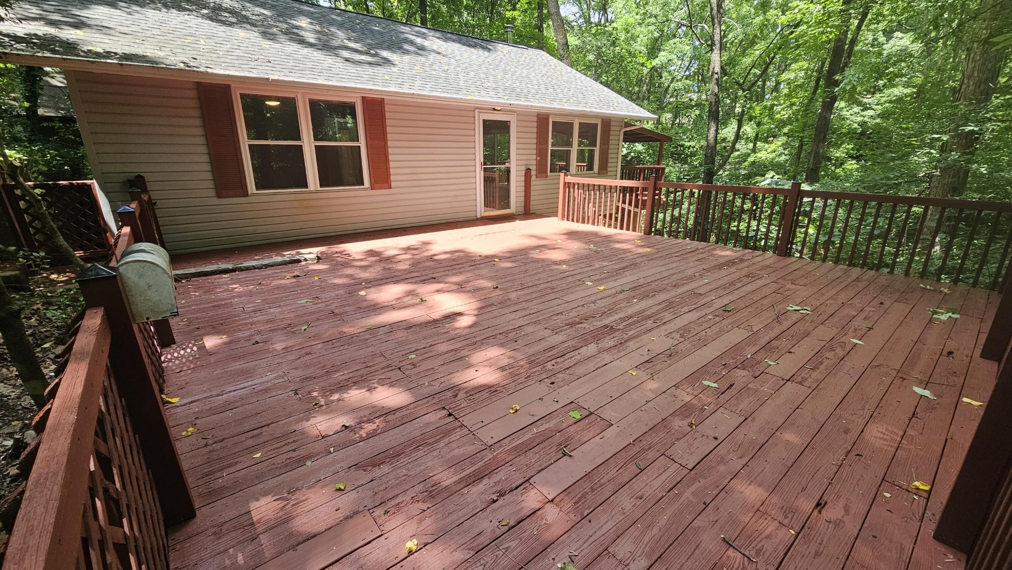 145 Low Brook Court, Ne Property Photo 2