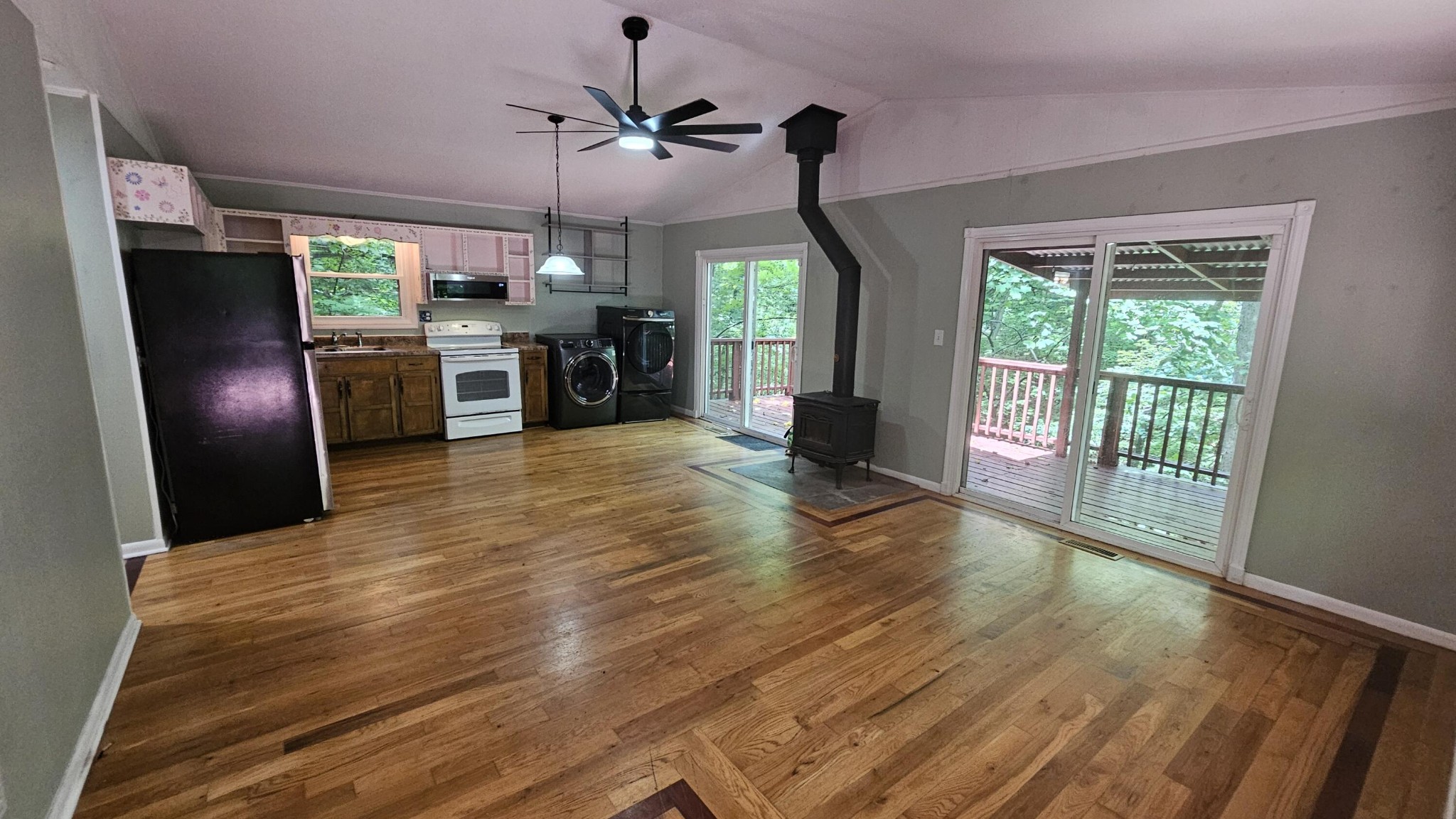 145 Low Brook Court, Ne Property Photo 16
