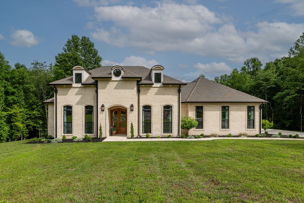 755 Cotton Ln Property Photo 1