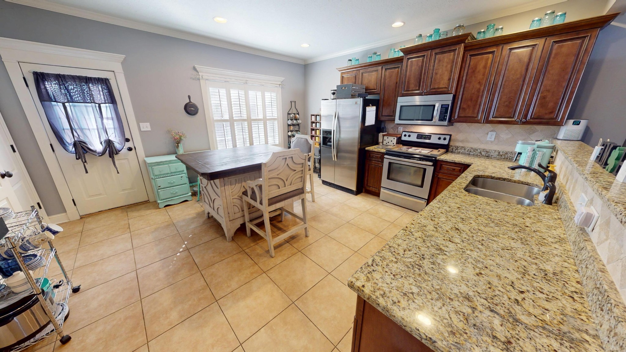 1223 Angie Lane, Ne Property Photo 7