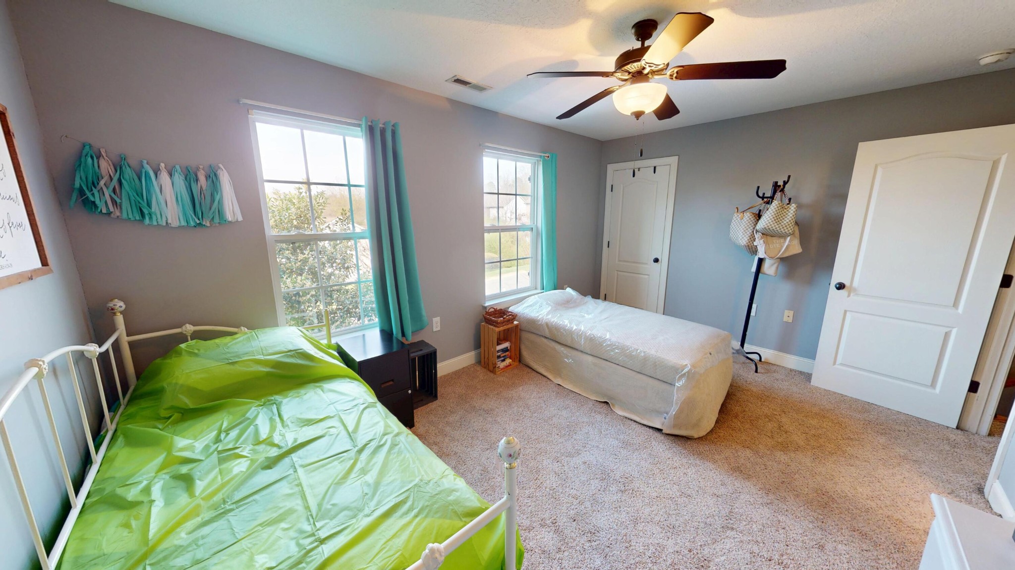 1223 Angie Lane, Ne Property Photo 15