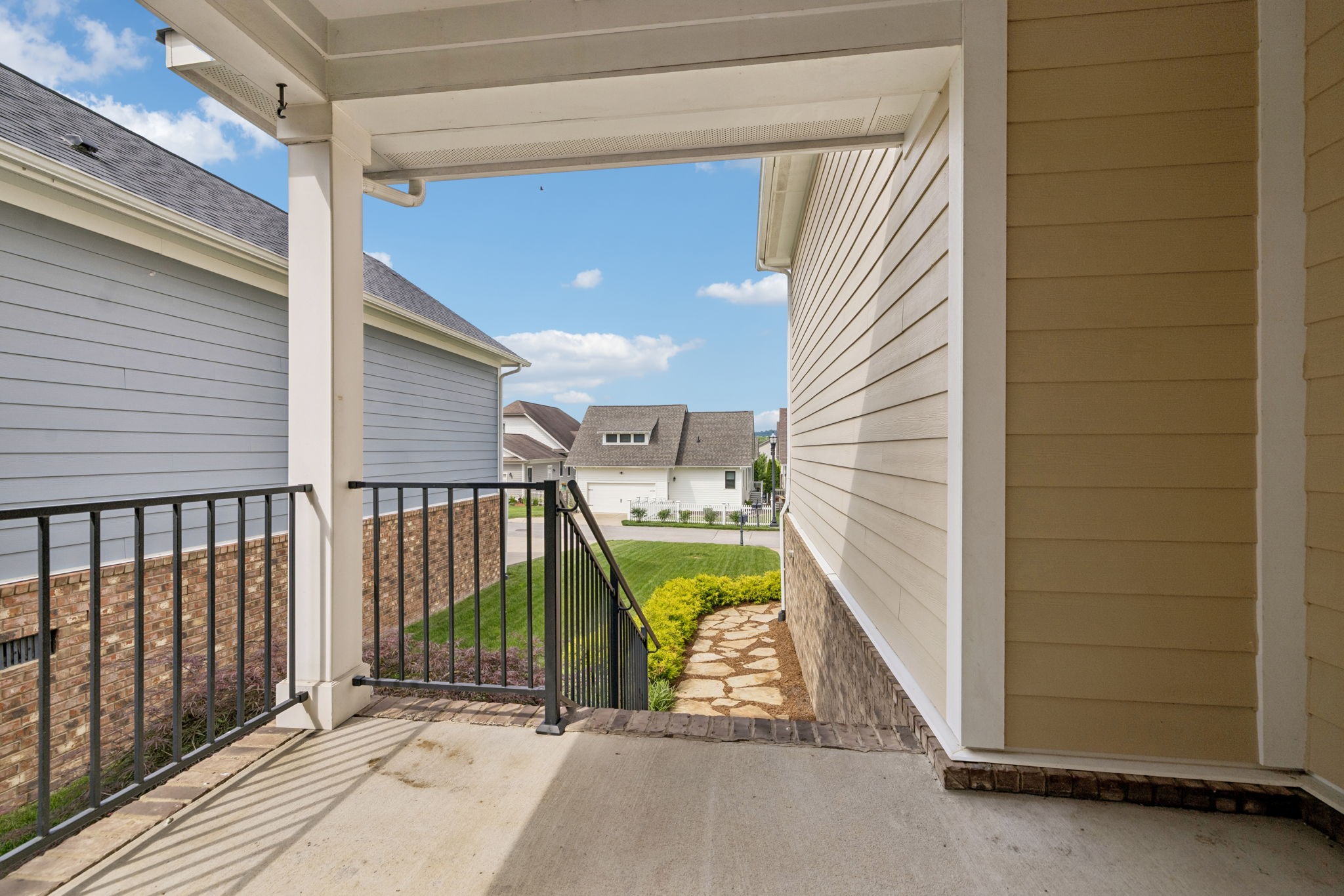 2764 Americus Dr Property Photo 42