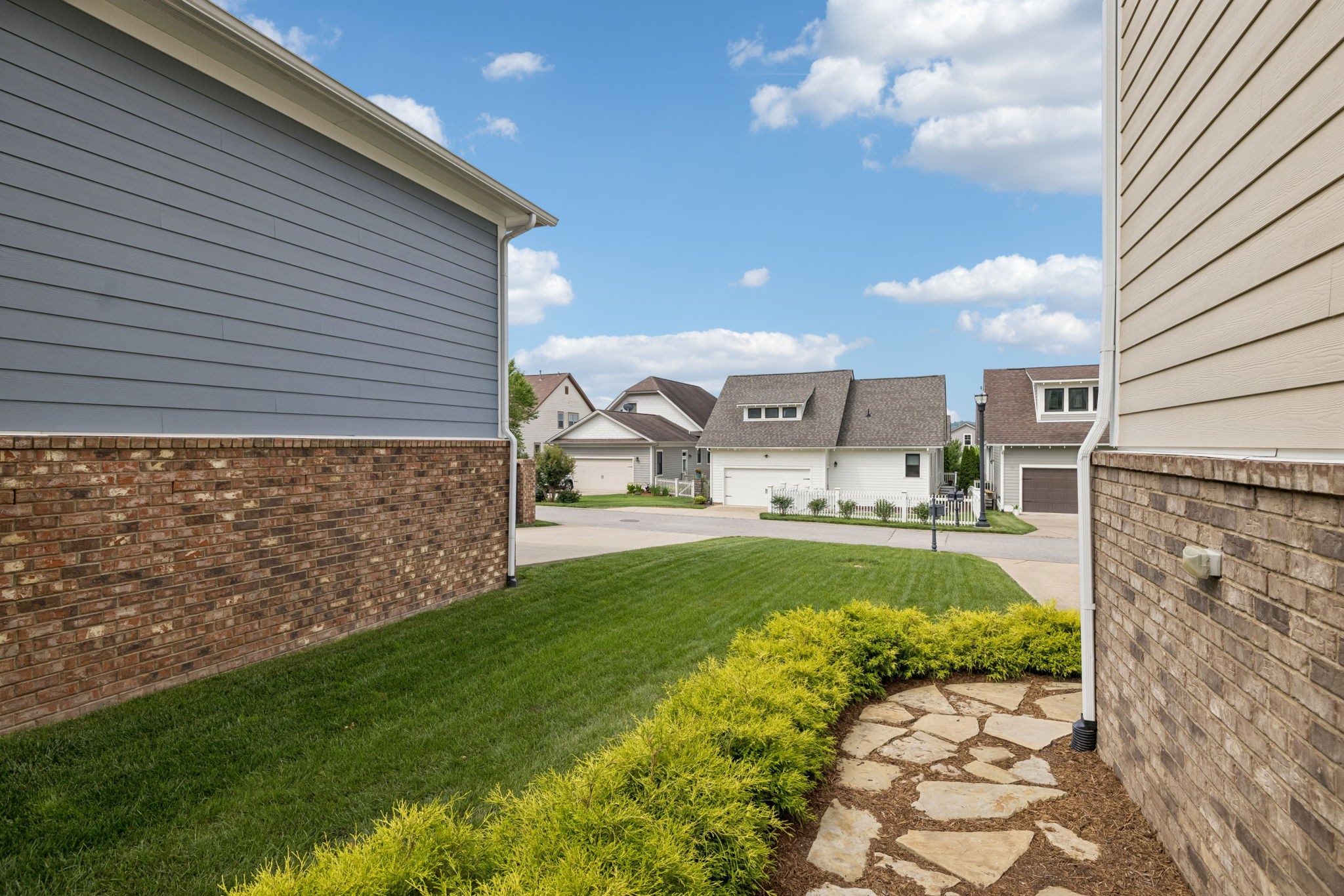 2764 Americus Dr Property Photo 43