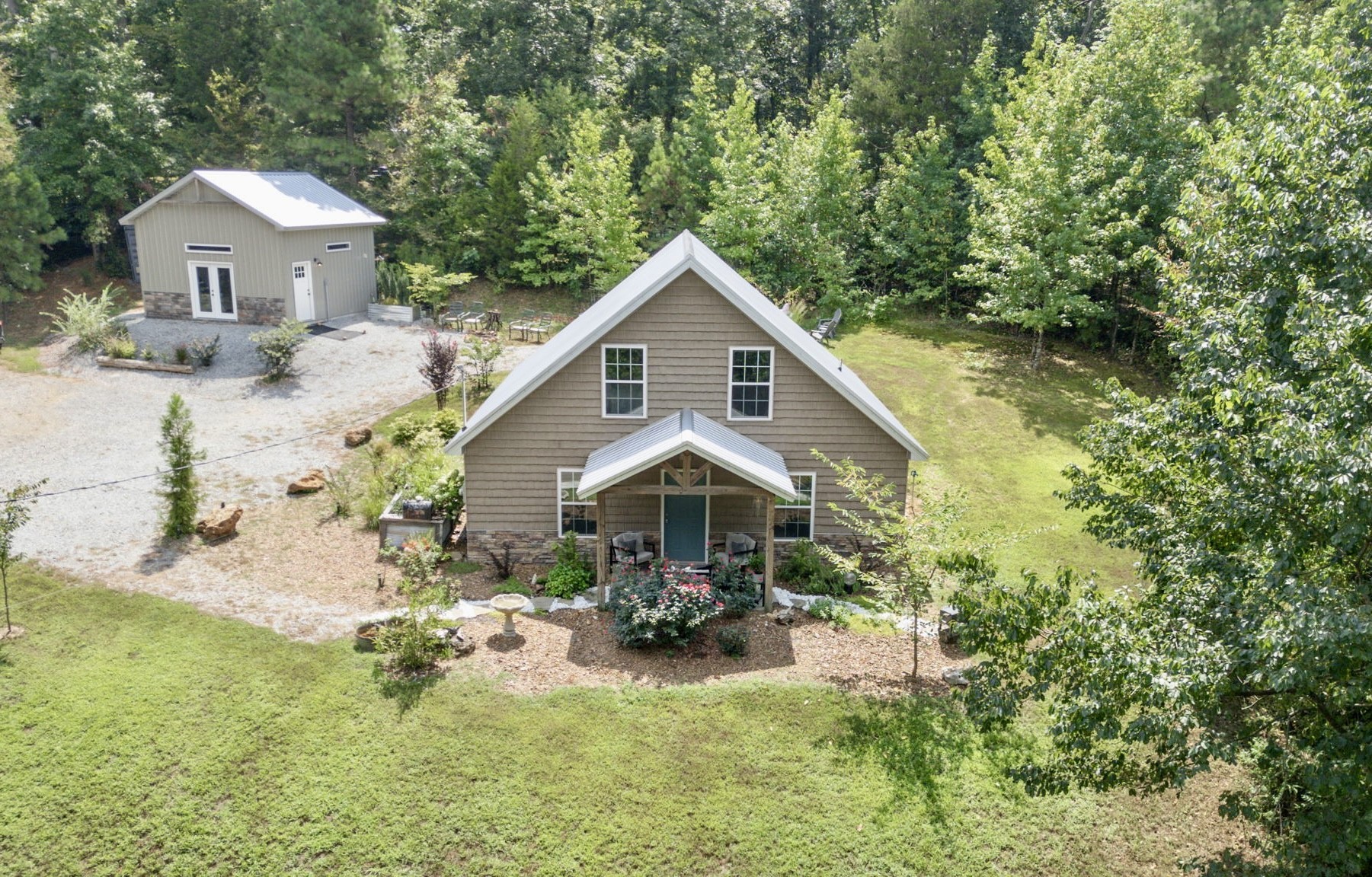 317 Mcduff Ln Property Photo 1
