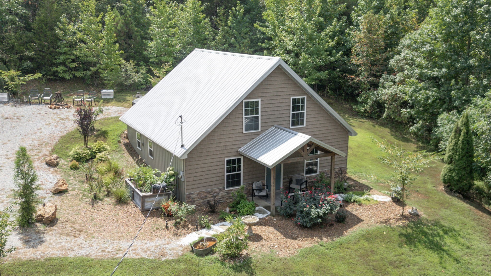 317 Mcduff Ln Property Photo 2