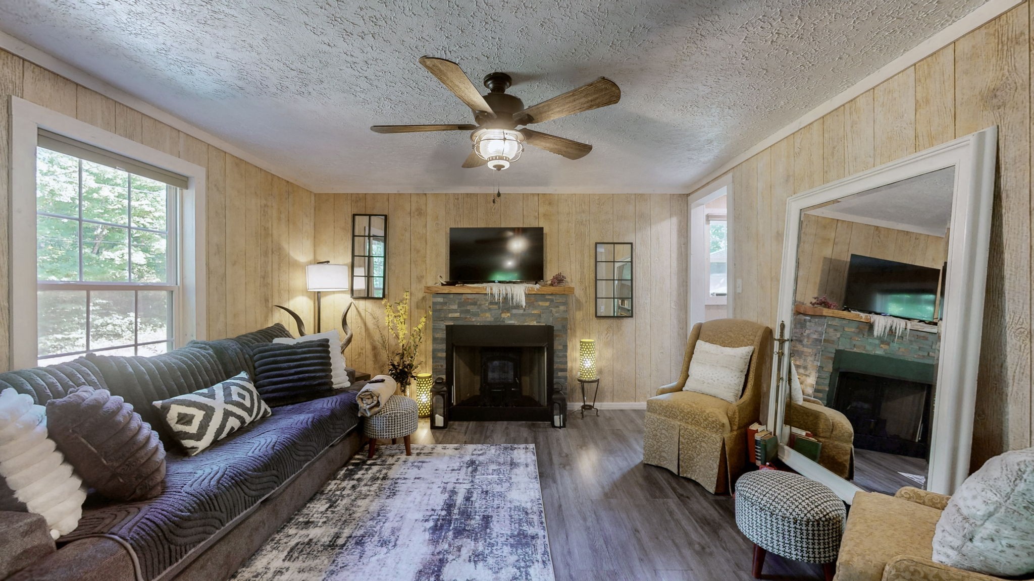317 Mcduff Ln Property Photo 4