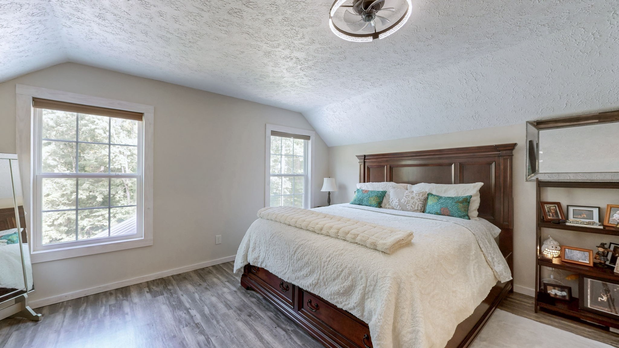 317 Mcduff Ln Property Photo 17