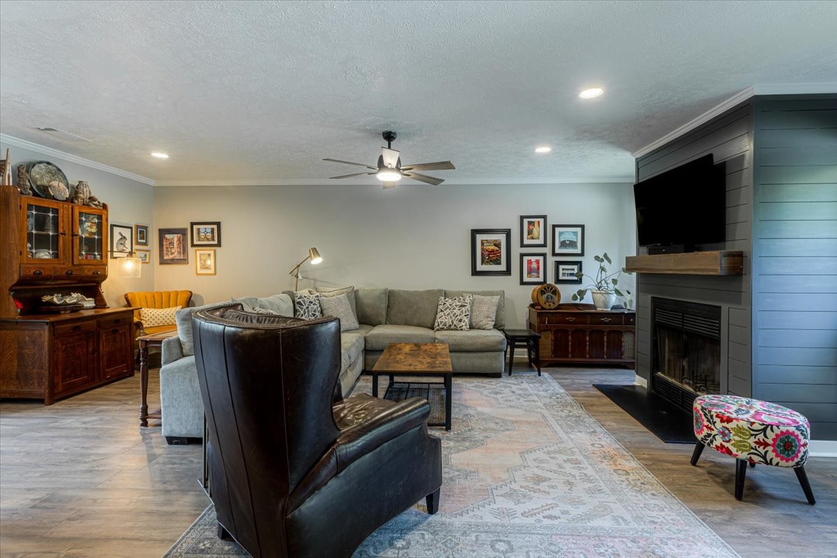 237 Highland Villa Cir Property Photo 1