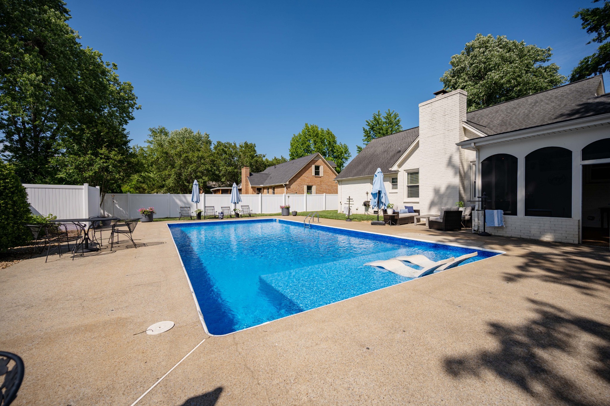 2511 Cabot Ct