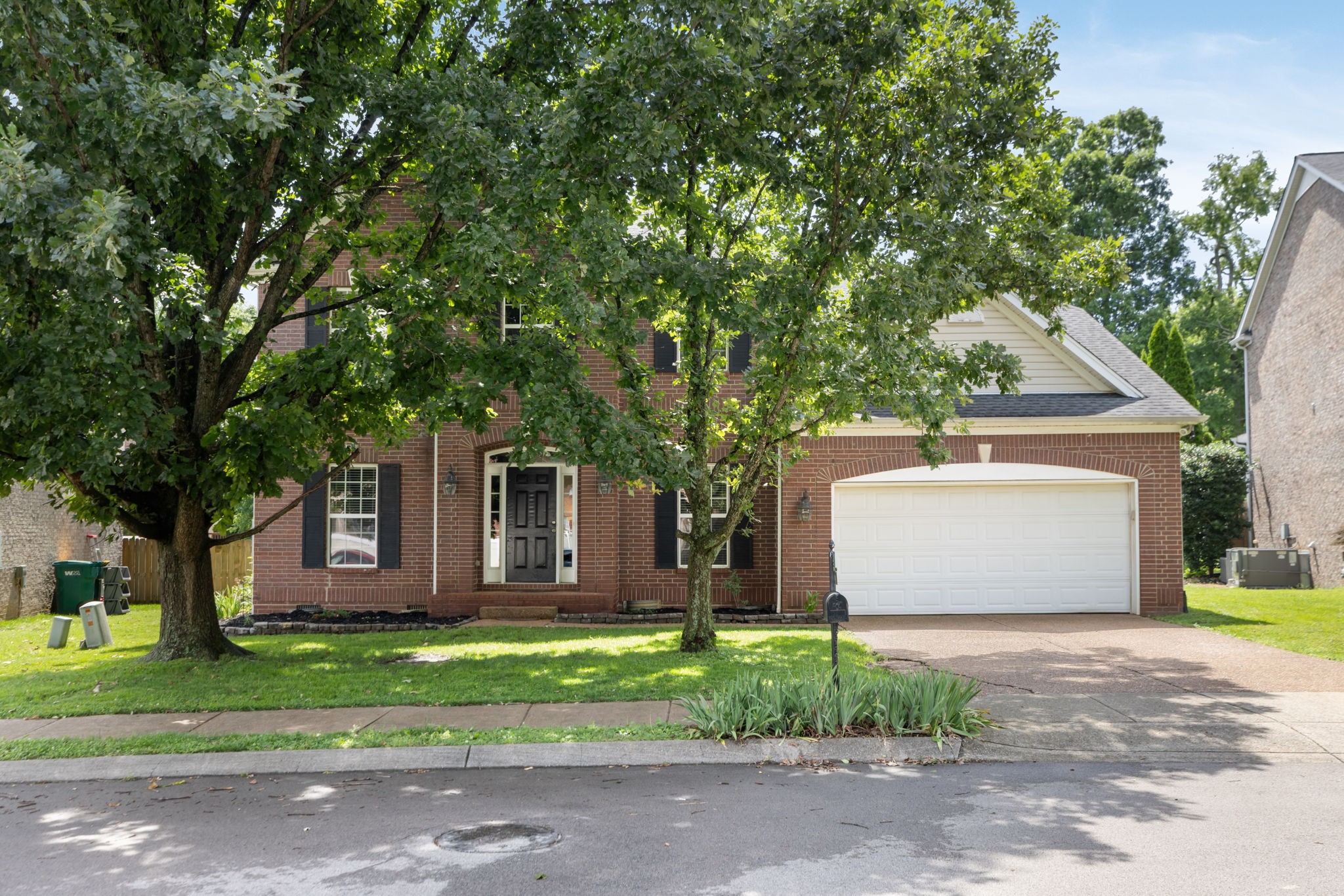 2008 Flocking Dr Property Photo 7