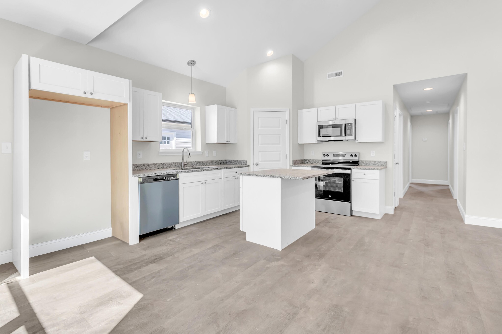 125 Lindon Street Property Photo 1