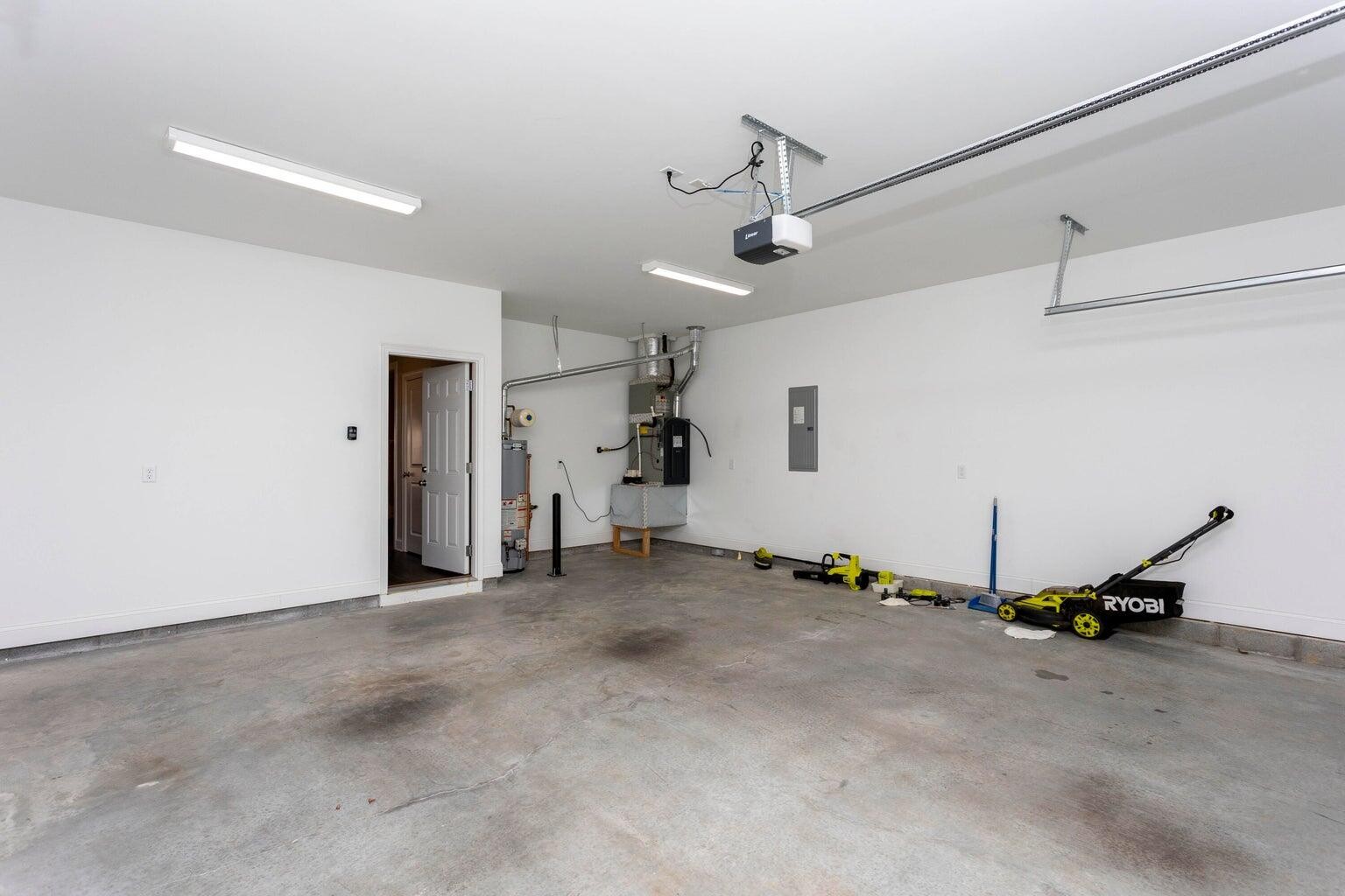 8127 Slugger Way Property Photo 41