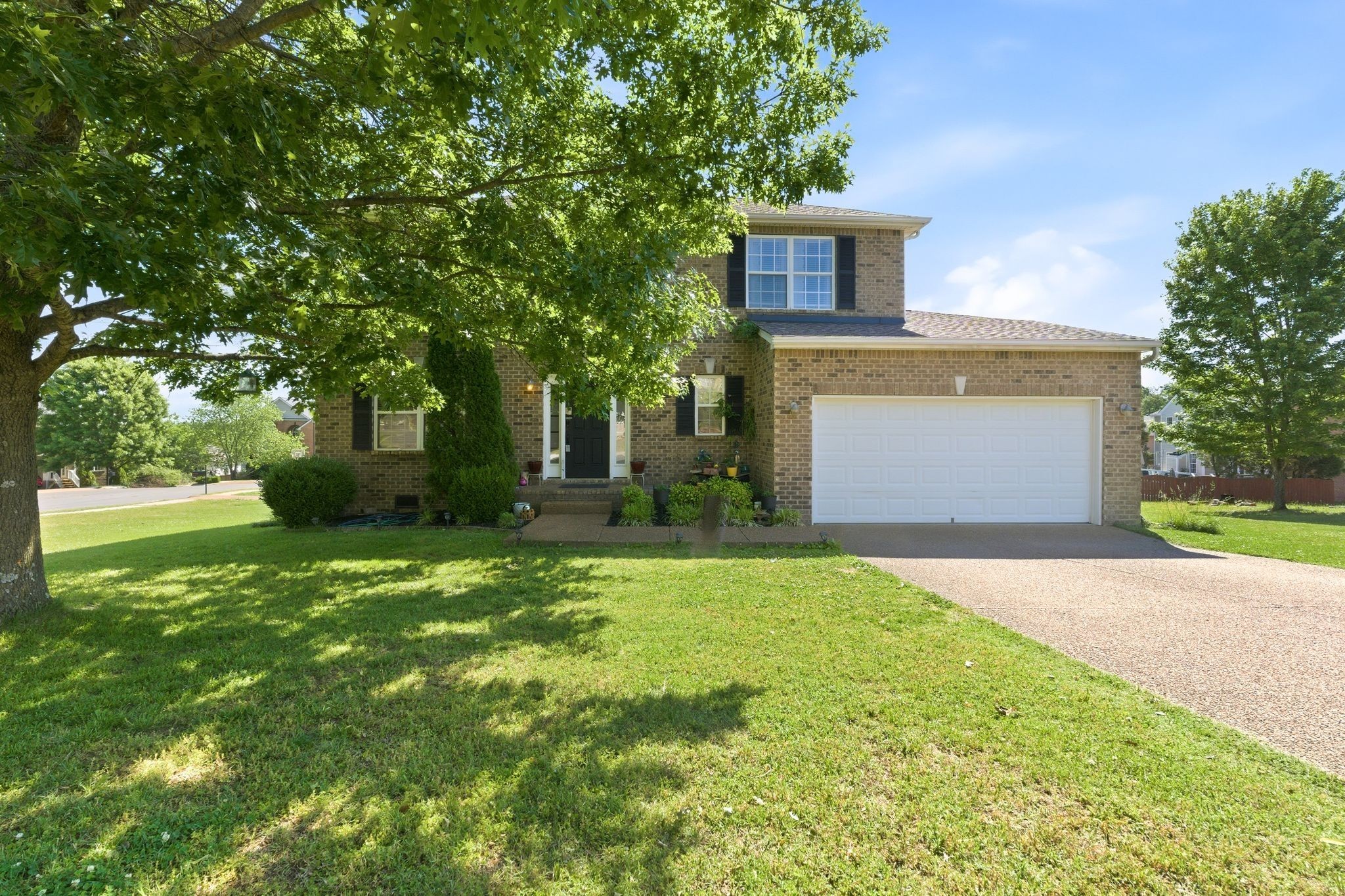 8008 Streamside Dr Property Photo 2