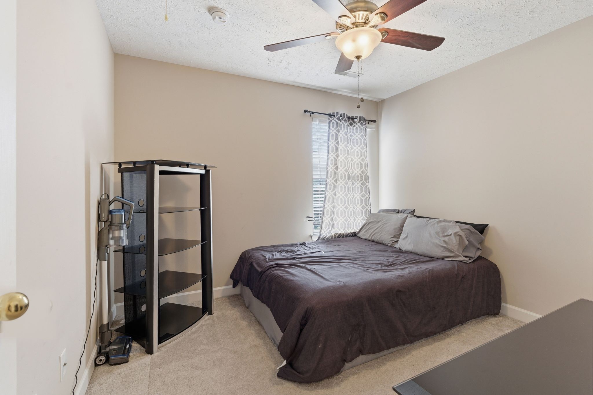 8008 Streamside Dr Property Photo 15