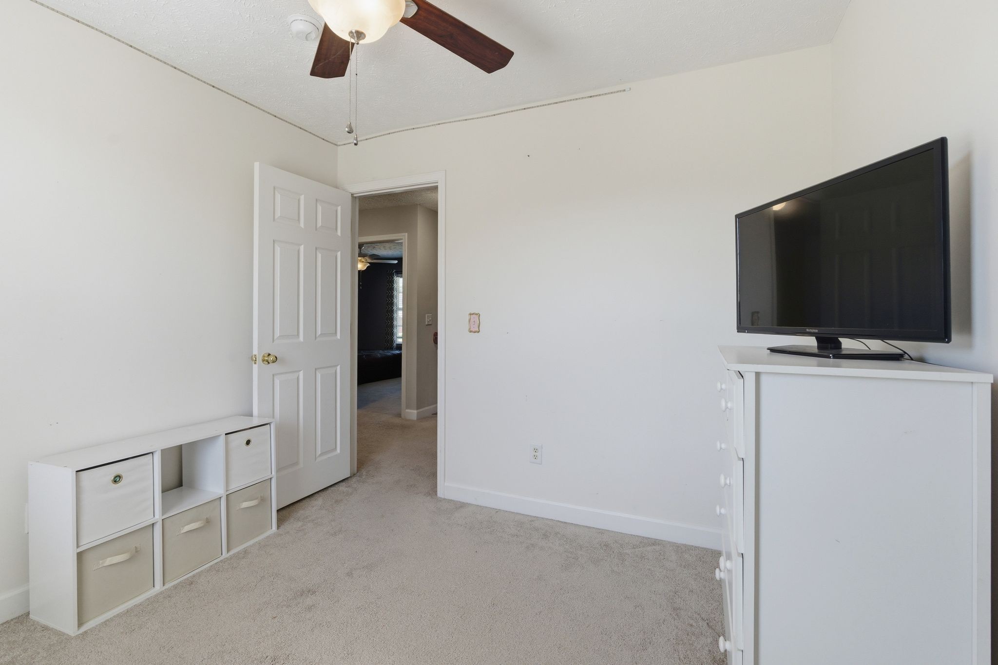 8008 Streamside Dr Property Photo 22