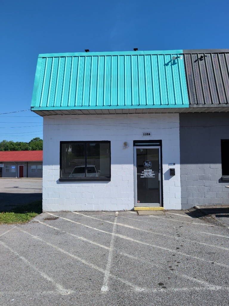 110 Tiny Town Rd Property Photo 1