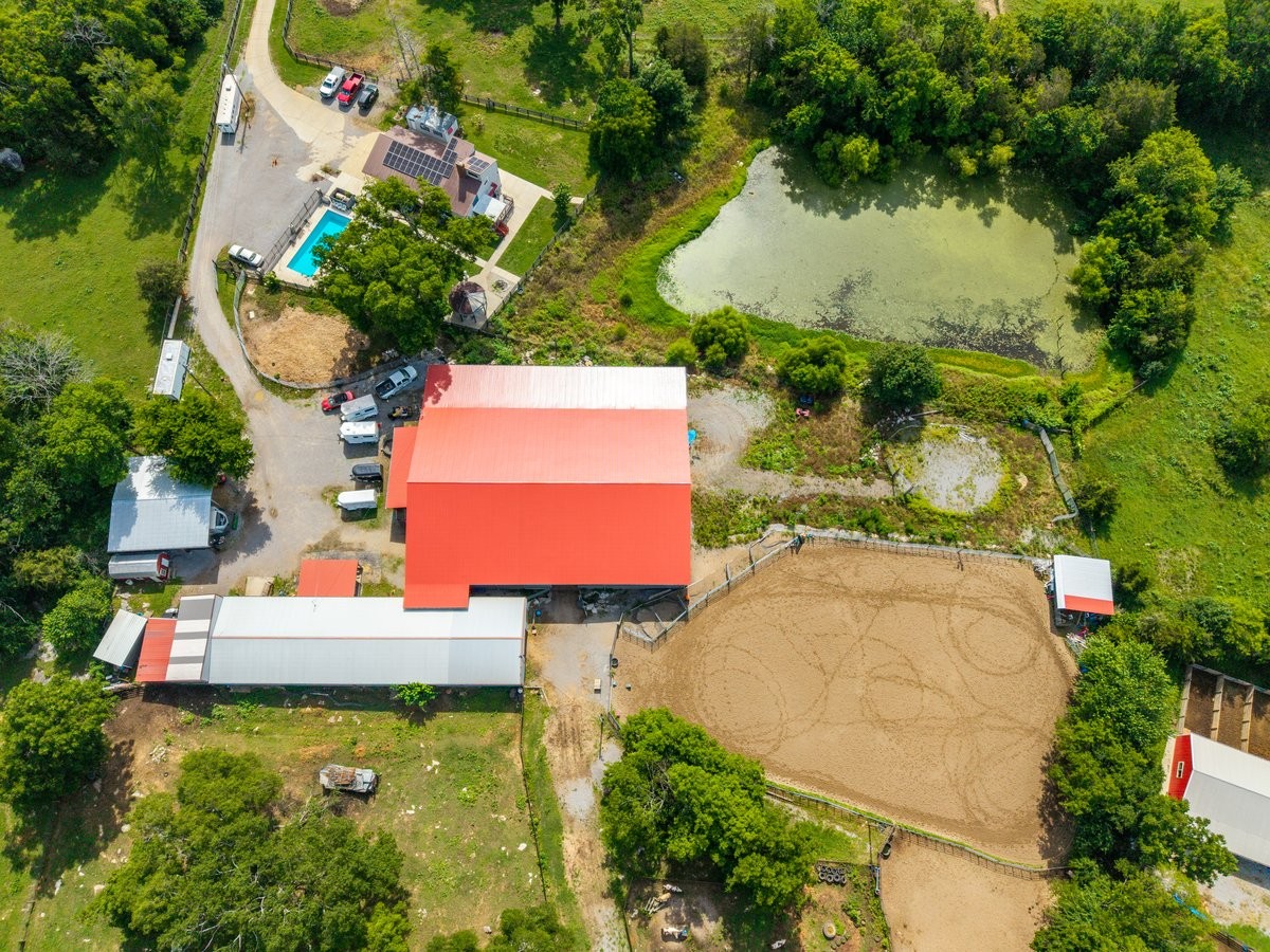 905 Hickory Hills Dr