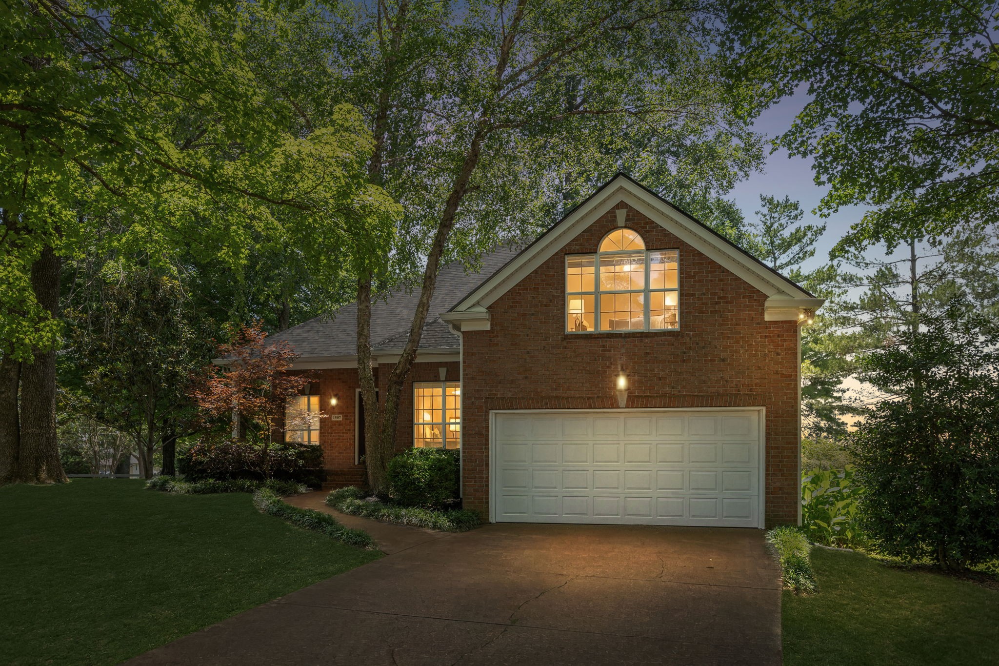 1507 Halifax Dr