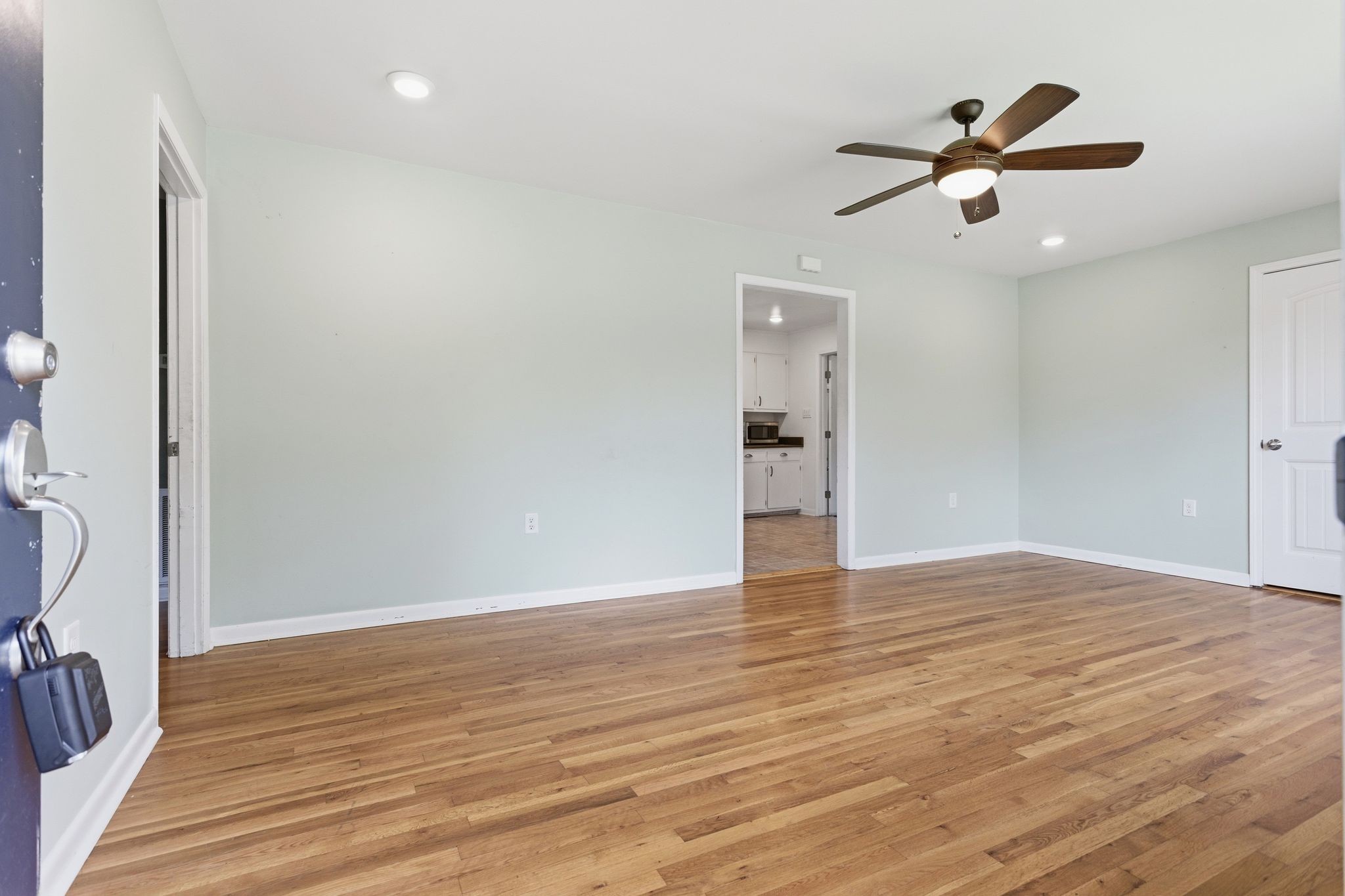 183 Gordon St Property Photo 5