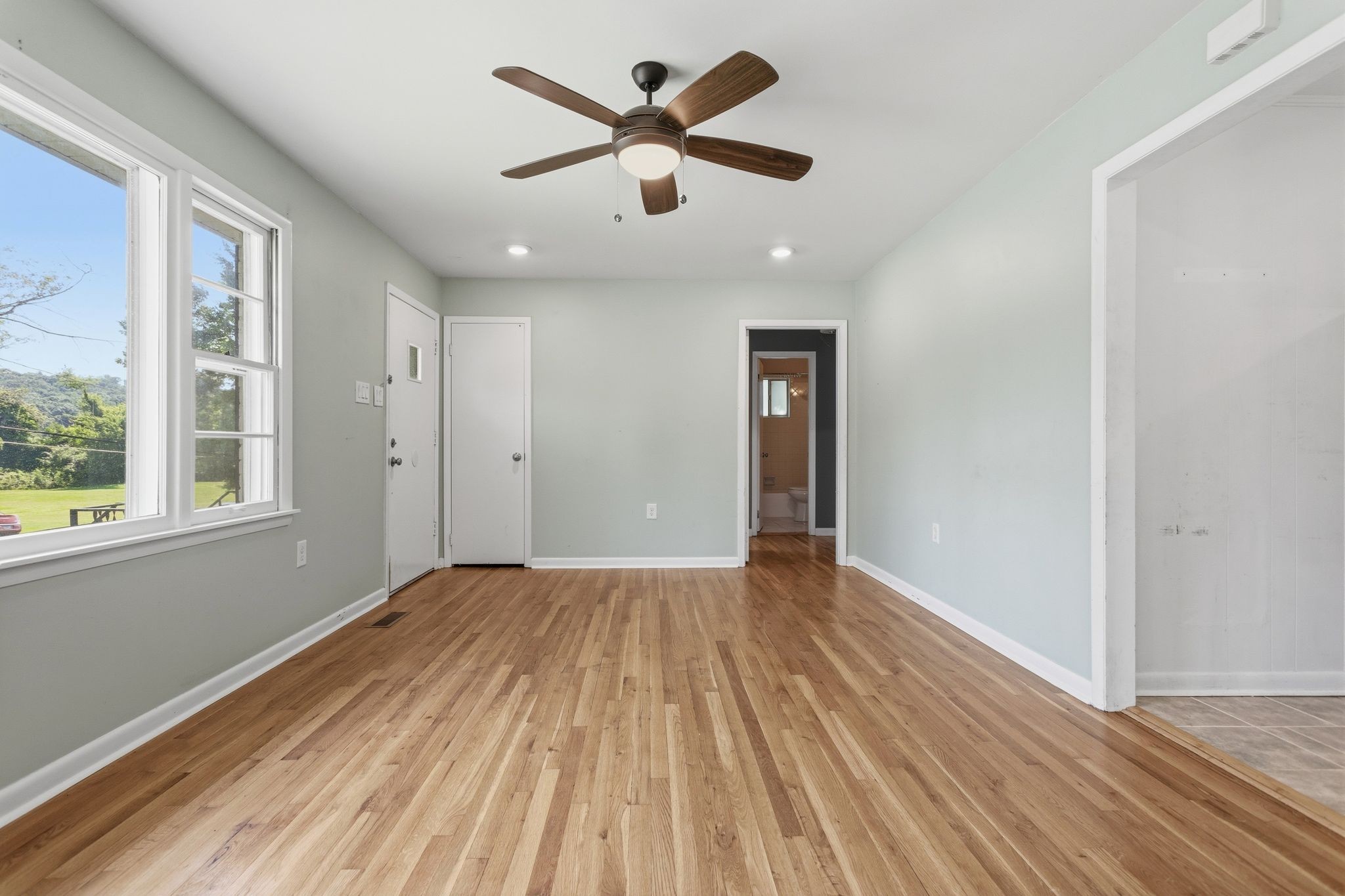 183 Gordon St Property Photo 8