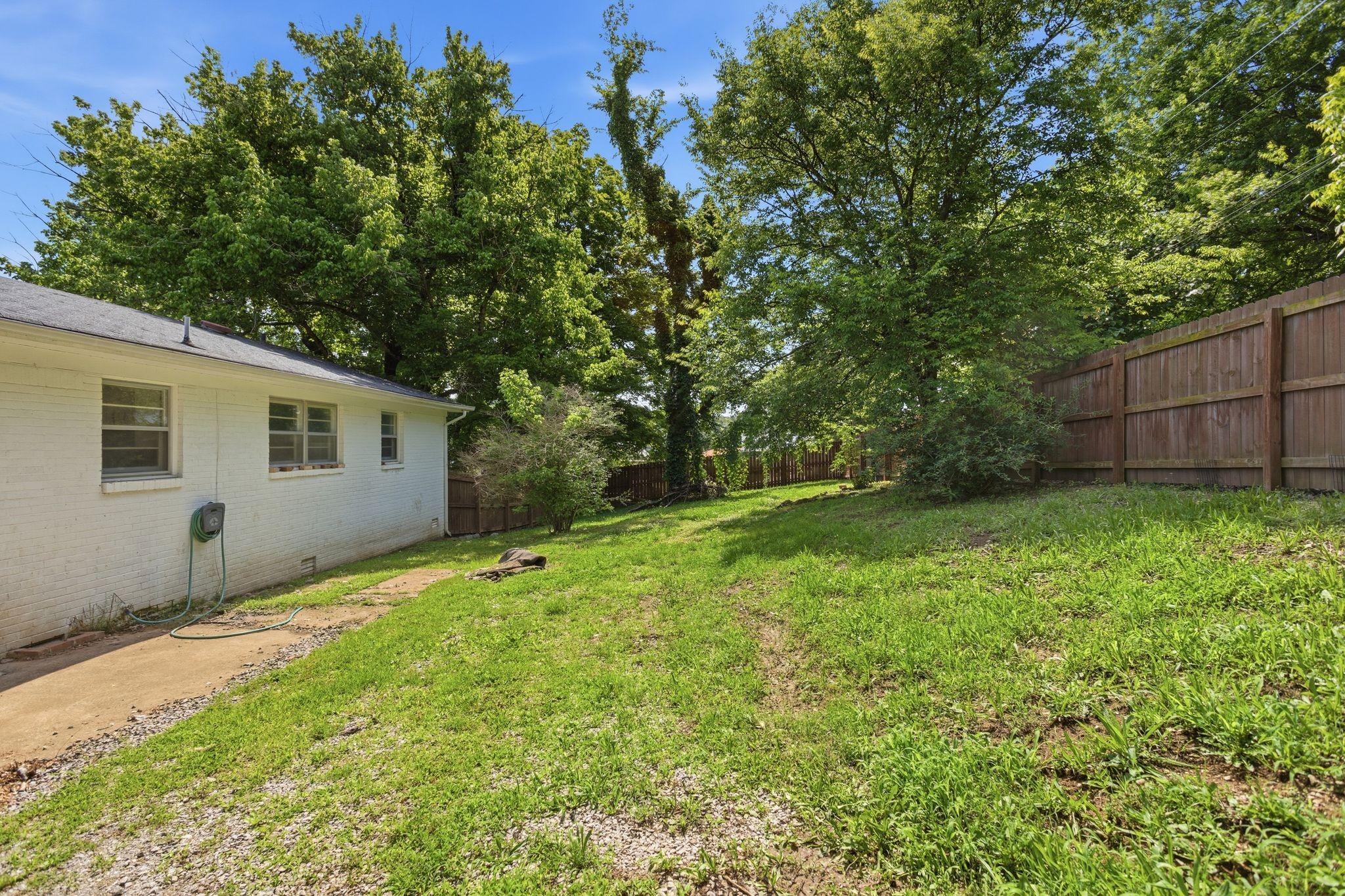 183 Gordon St Property Photo 27