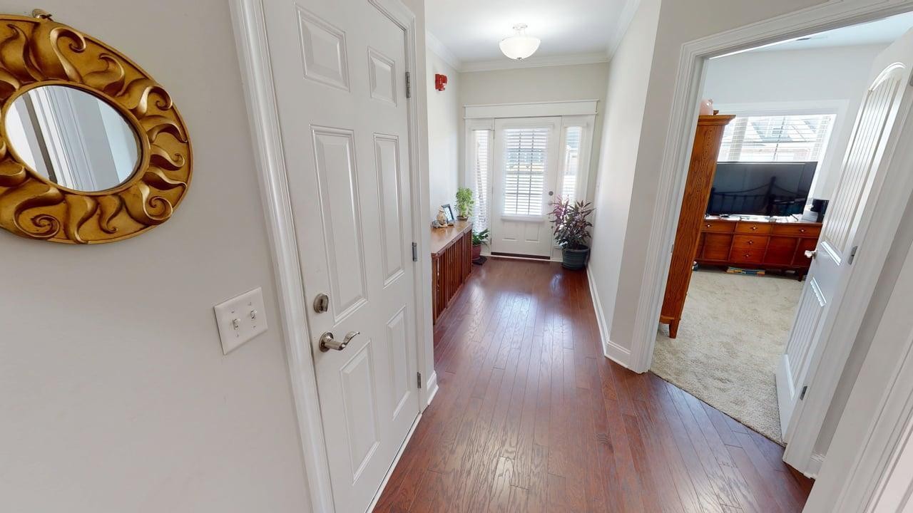5438 Mandarin Circle Property Photo 3