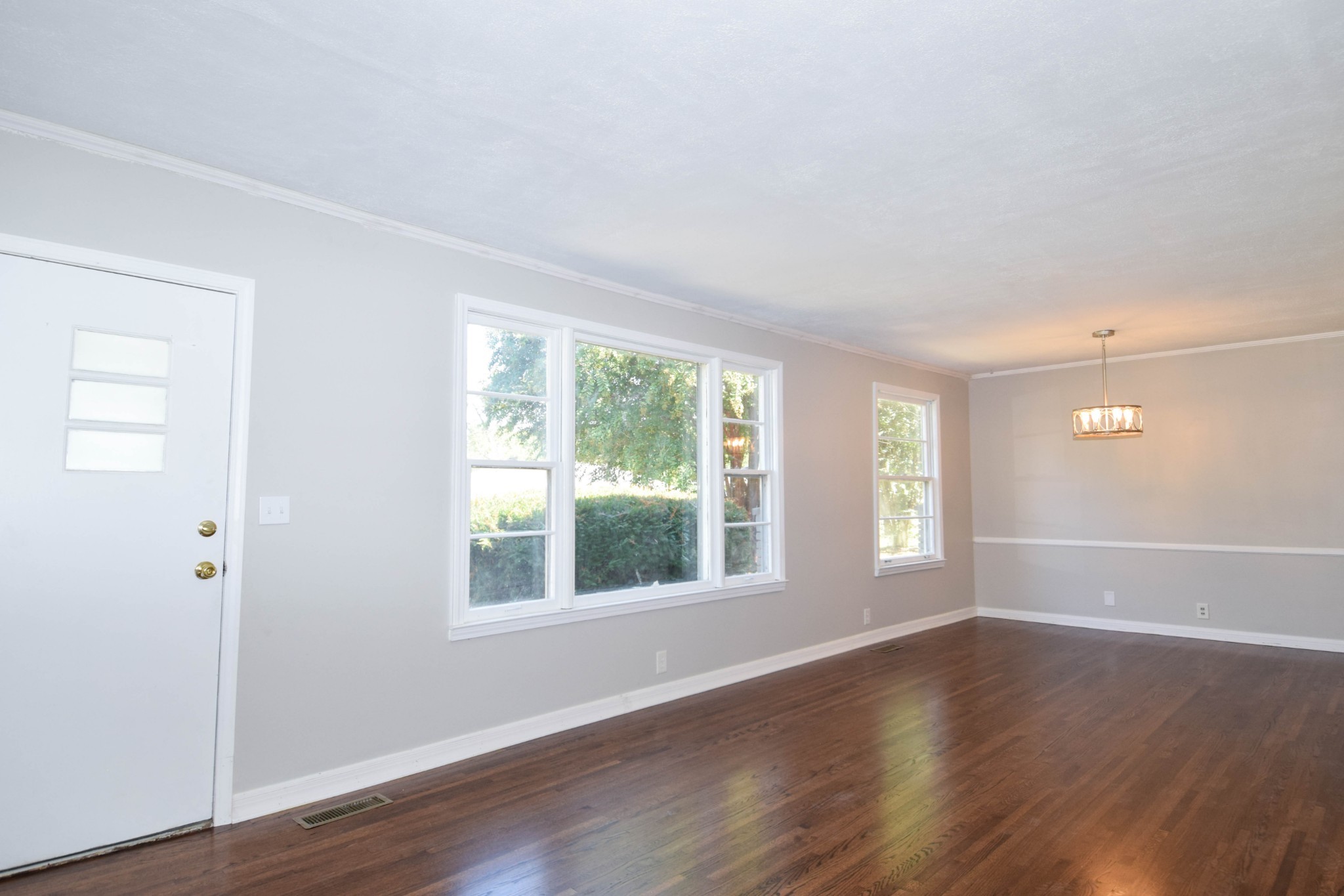801 Hart St Property Photo 15