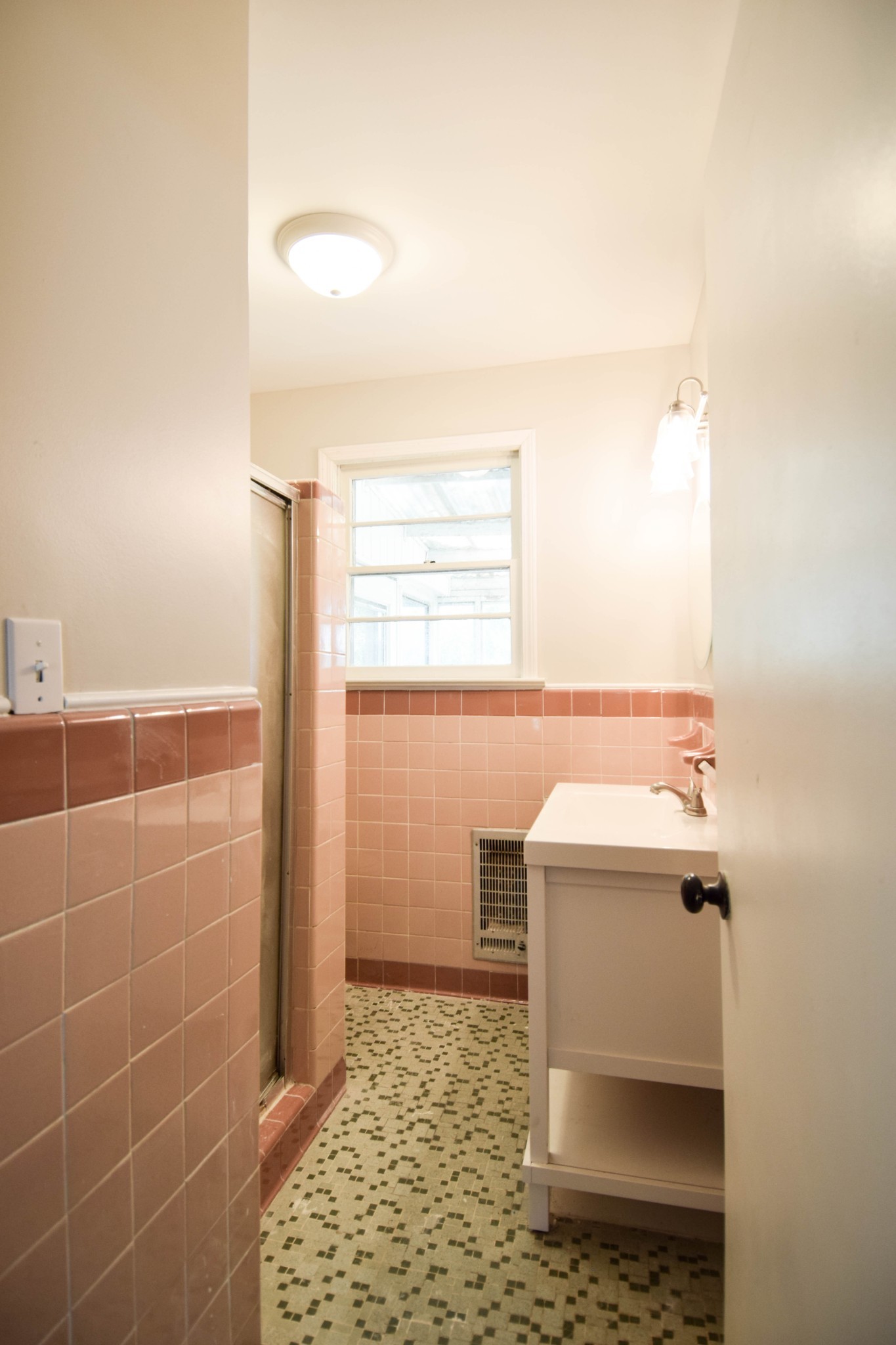 801 Hart St Property Photo 23