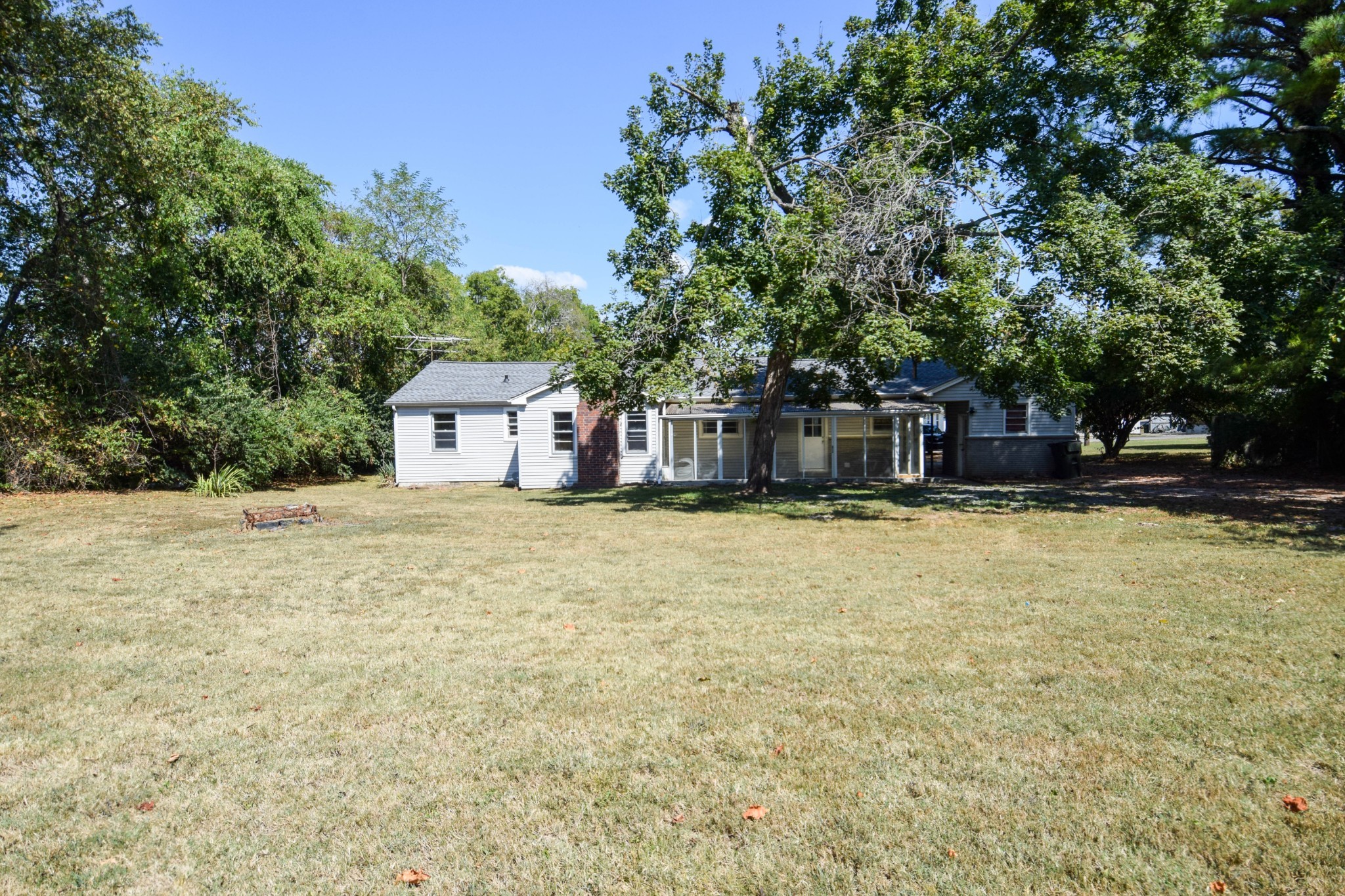 801 Hart St Property Photo 43