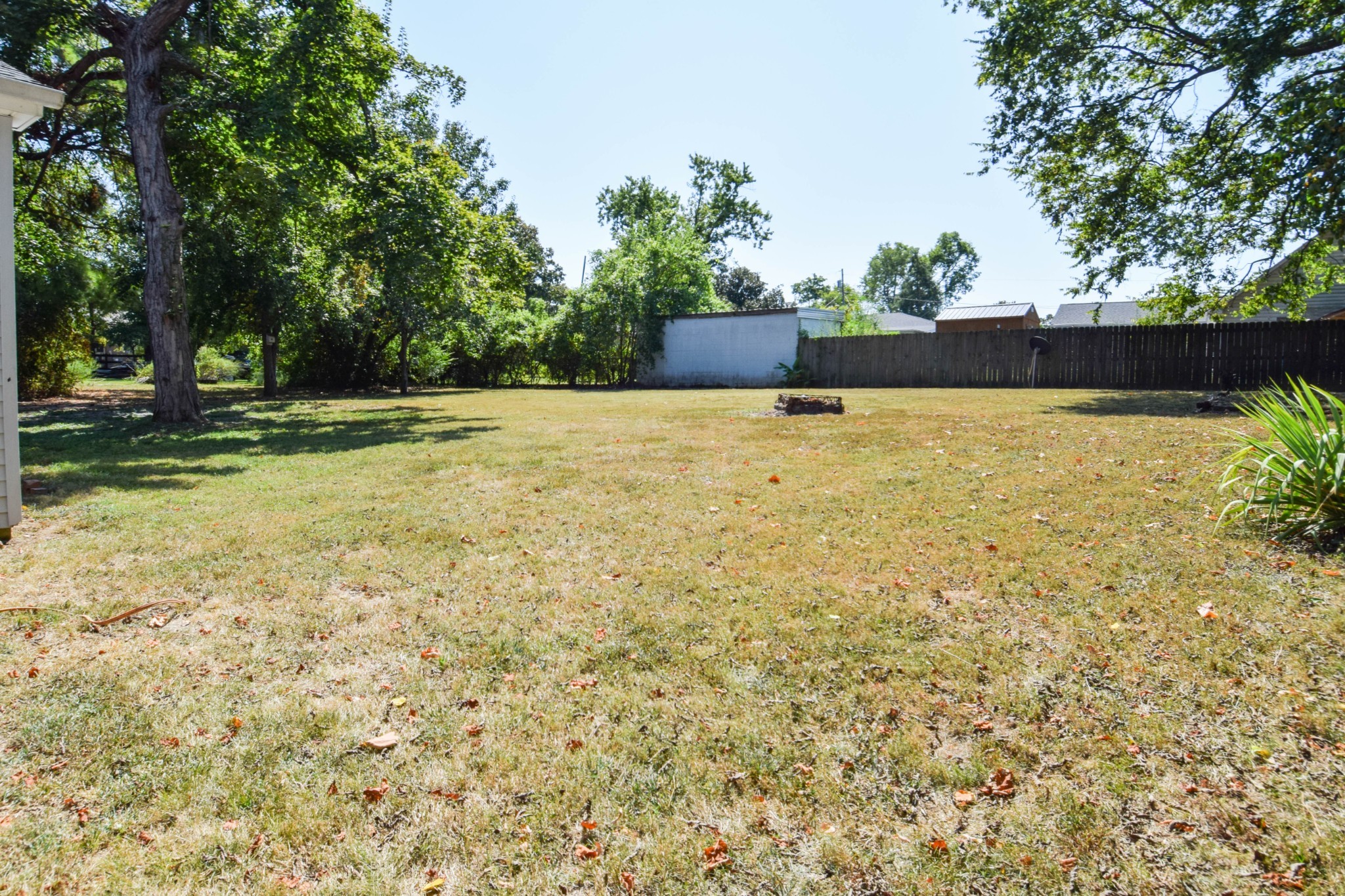 801 Hart St Property Photo 47