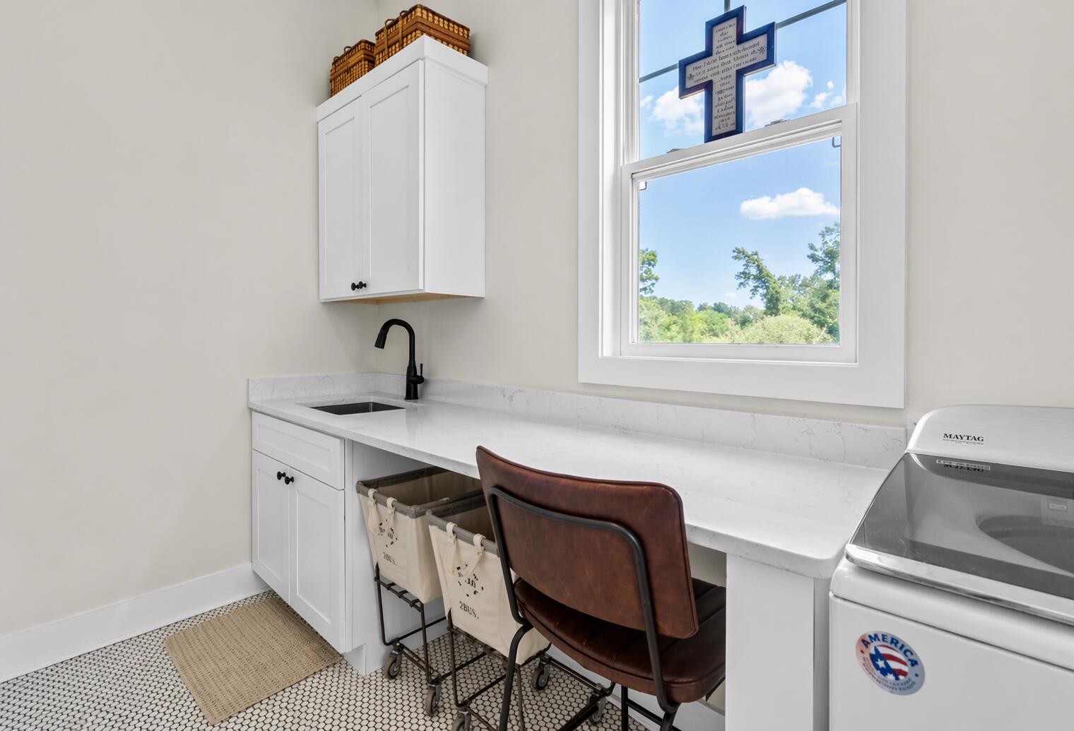 200 Waters Drive Property Photo 32