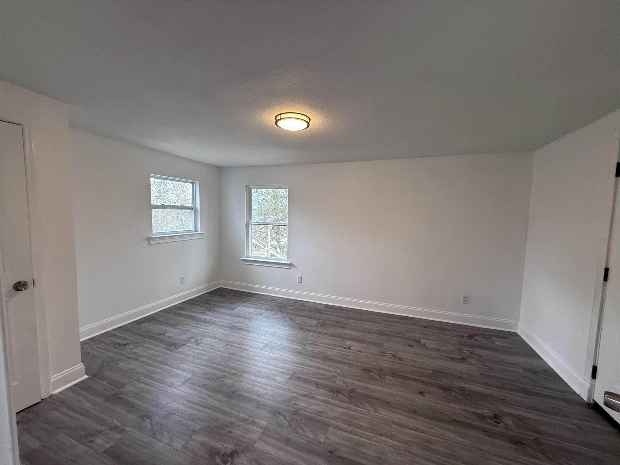 726 East Avenue Property Photo 13