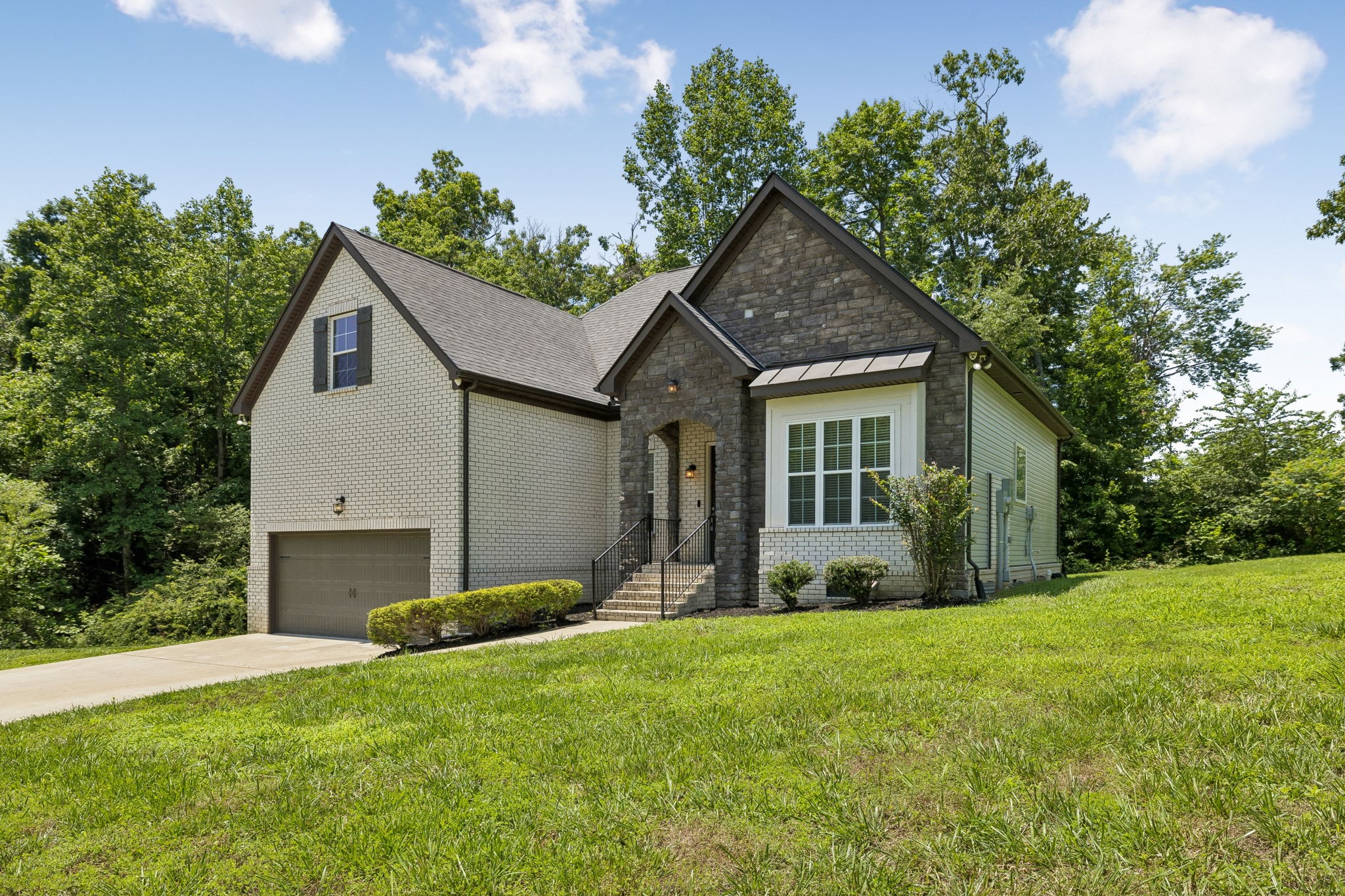 4530 General Forest Cir Property Photo 2