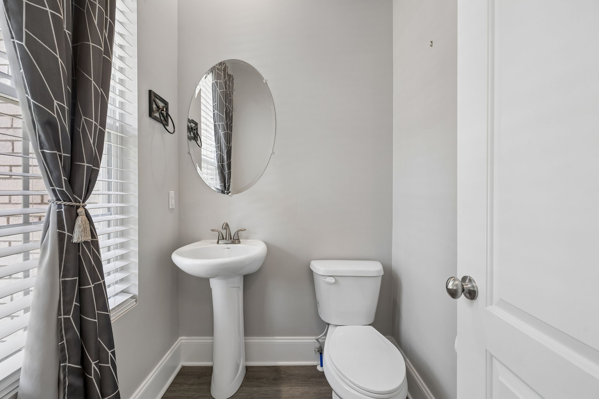 4530 General Forest Cir Property Photo 47