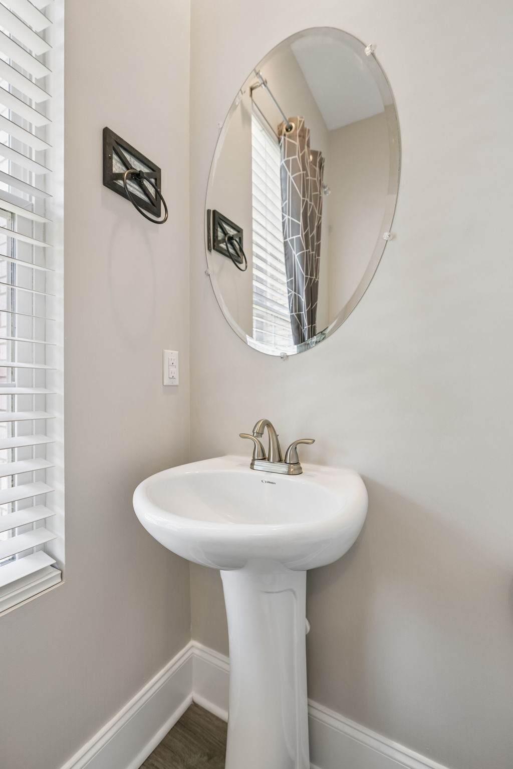 4530 General Forest Cir Property Photo 48