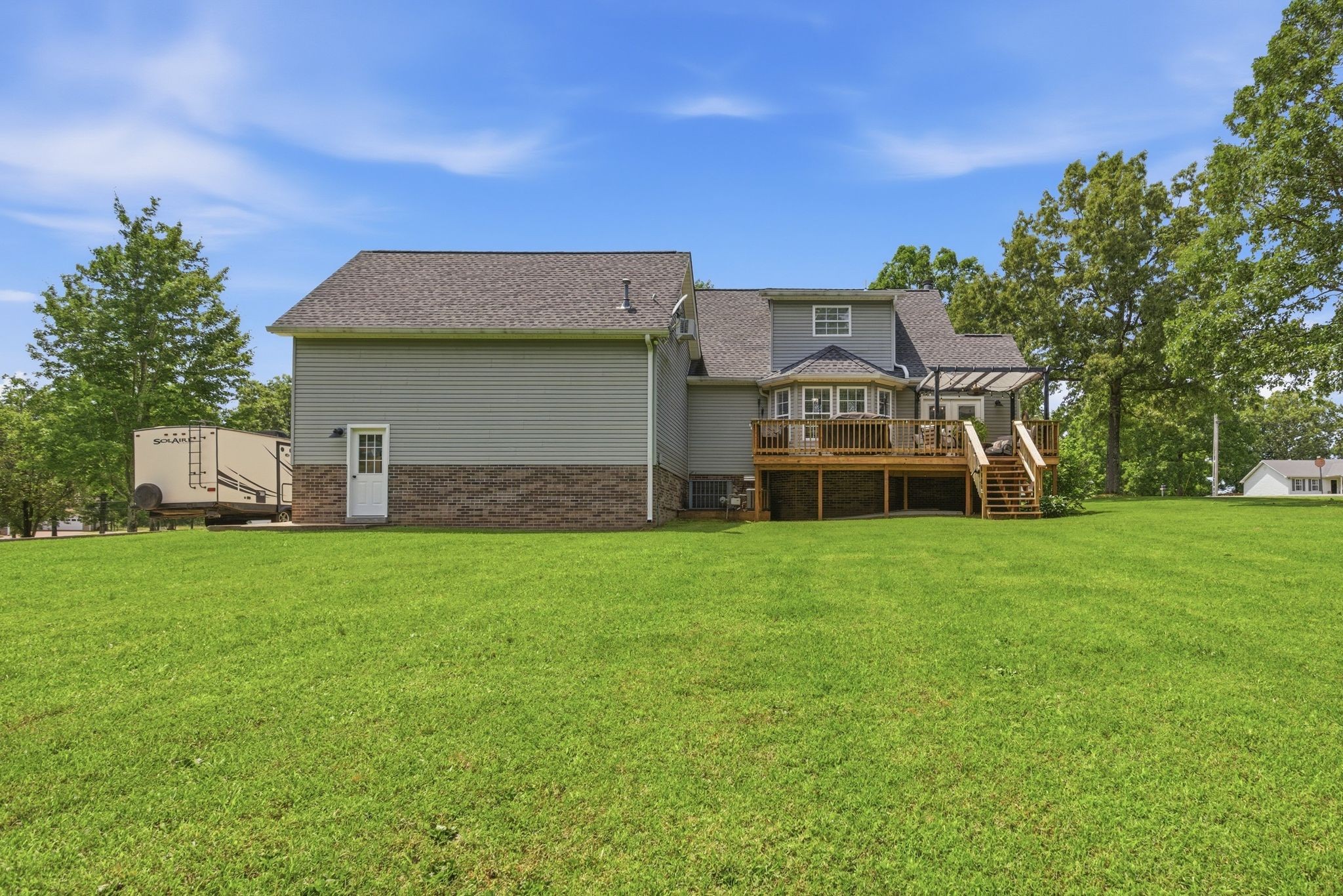 131 Pin Oaks Ln Property Photo 39