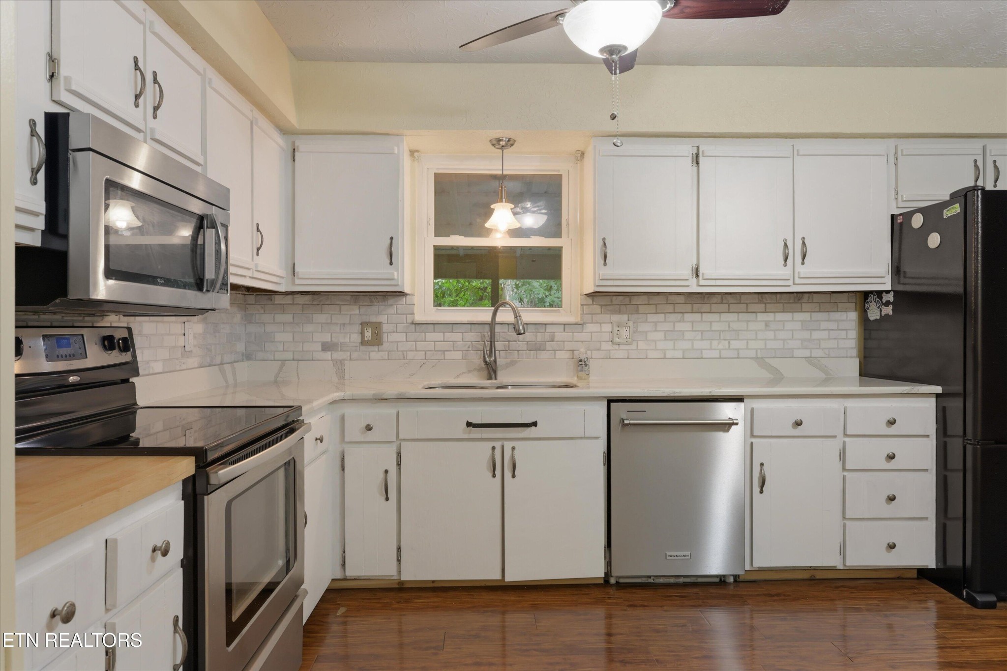 1117 Rain Tree Rd Property Photo 11