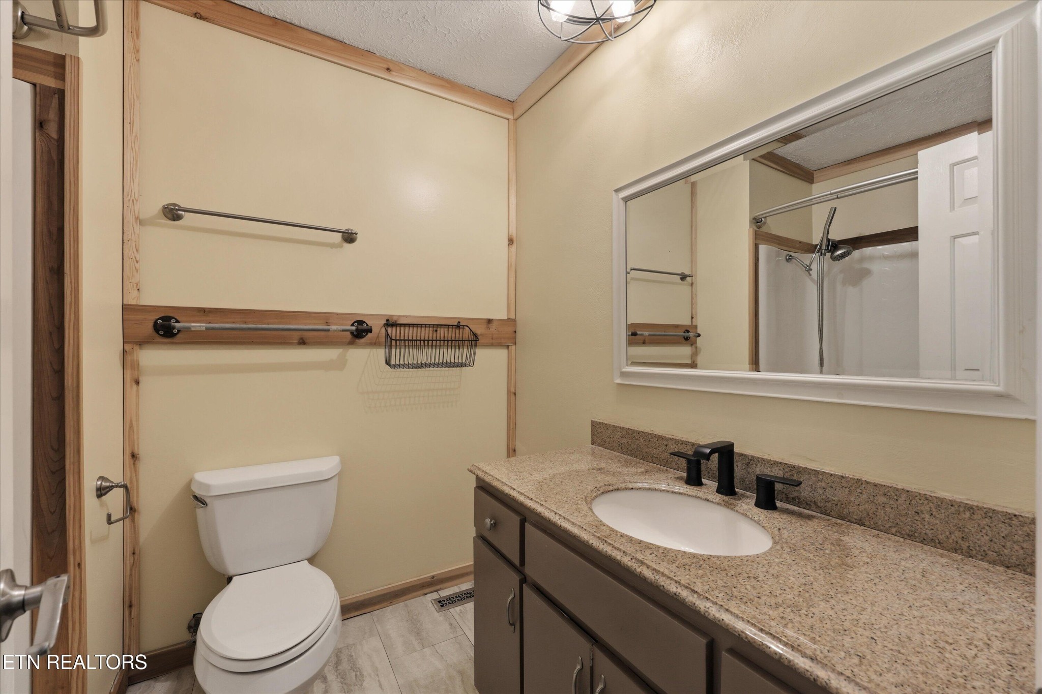 1117 Rain Tree Rd Property Photo 13
