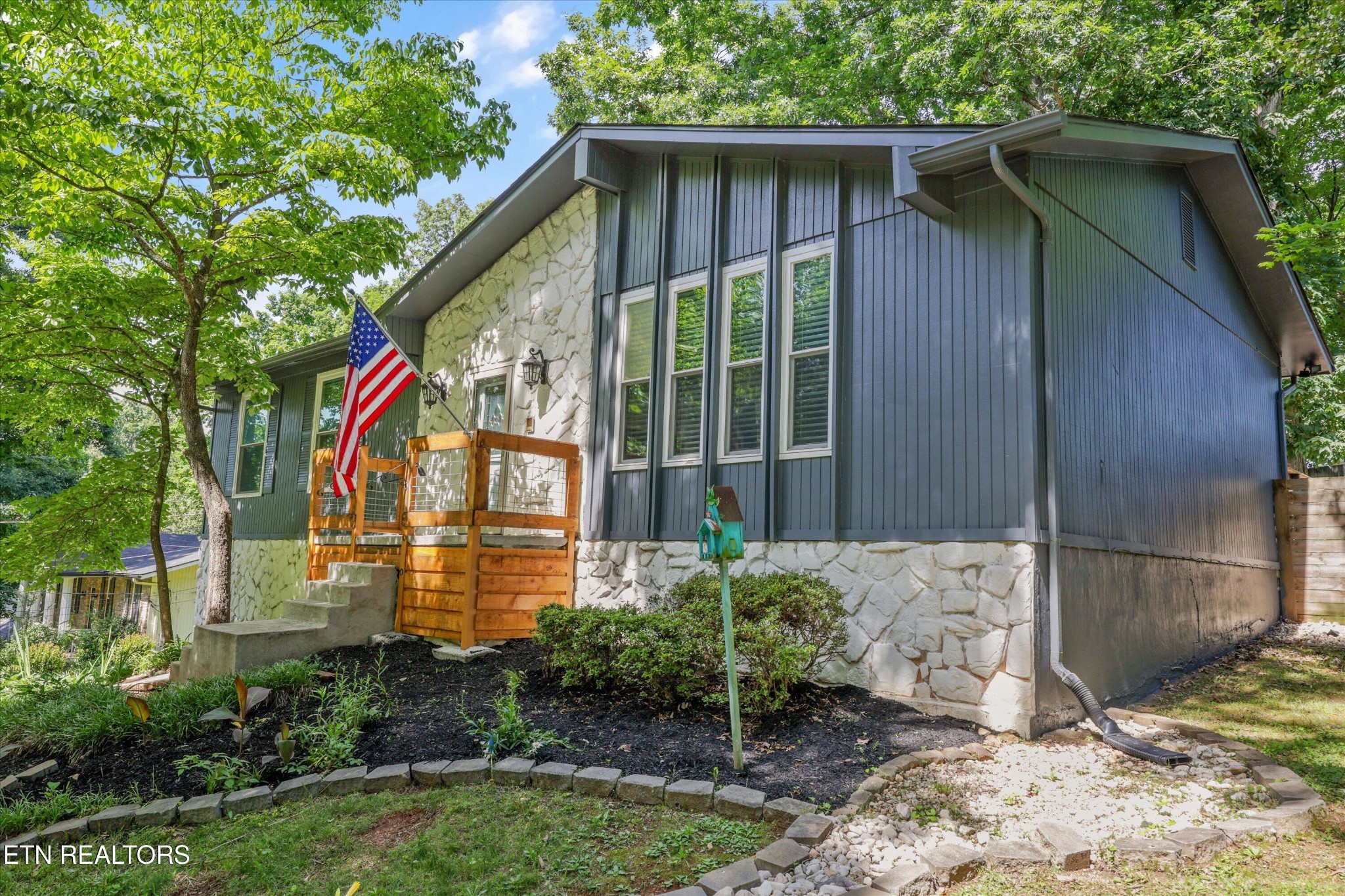 1117 Rain Tree Rd Property Photo 28
