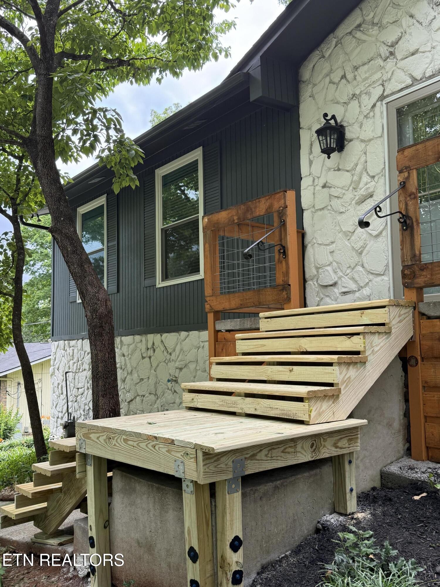 1117 Rain Tree Rd Property Photo 44
